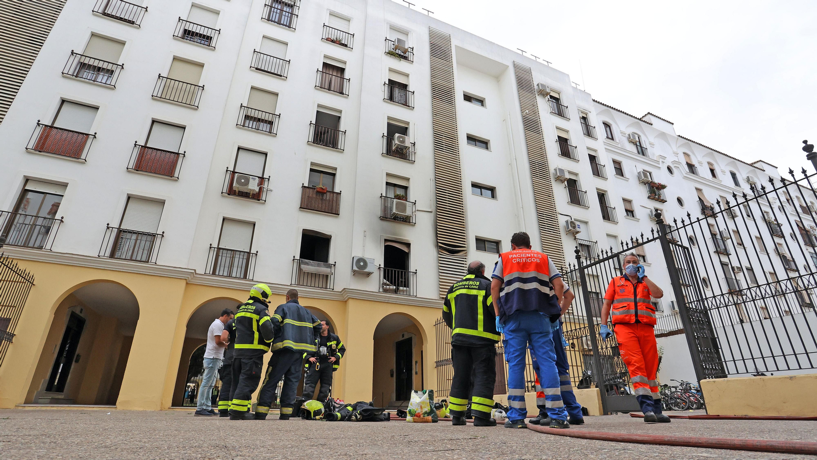 Incendio en una vivienda de calle Paul