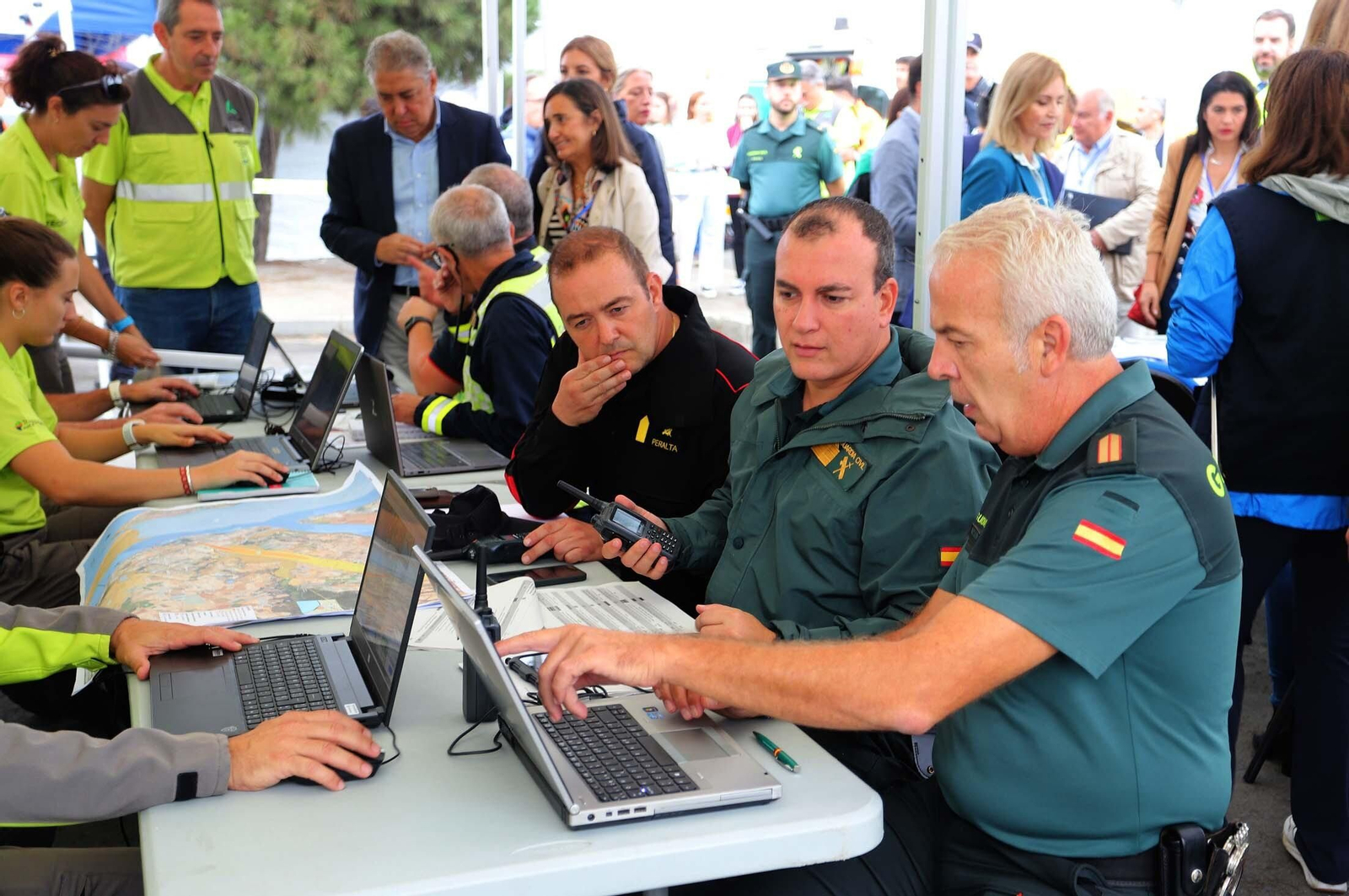 Simulacro de accidente en el Puerto de Huelva dentro del ejercicio regional RespuestA22, en imágenes