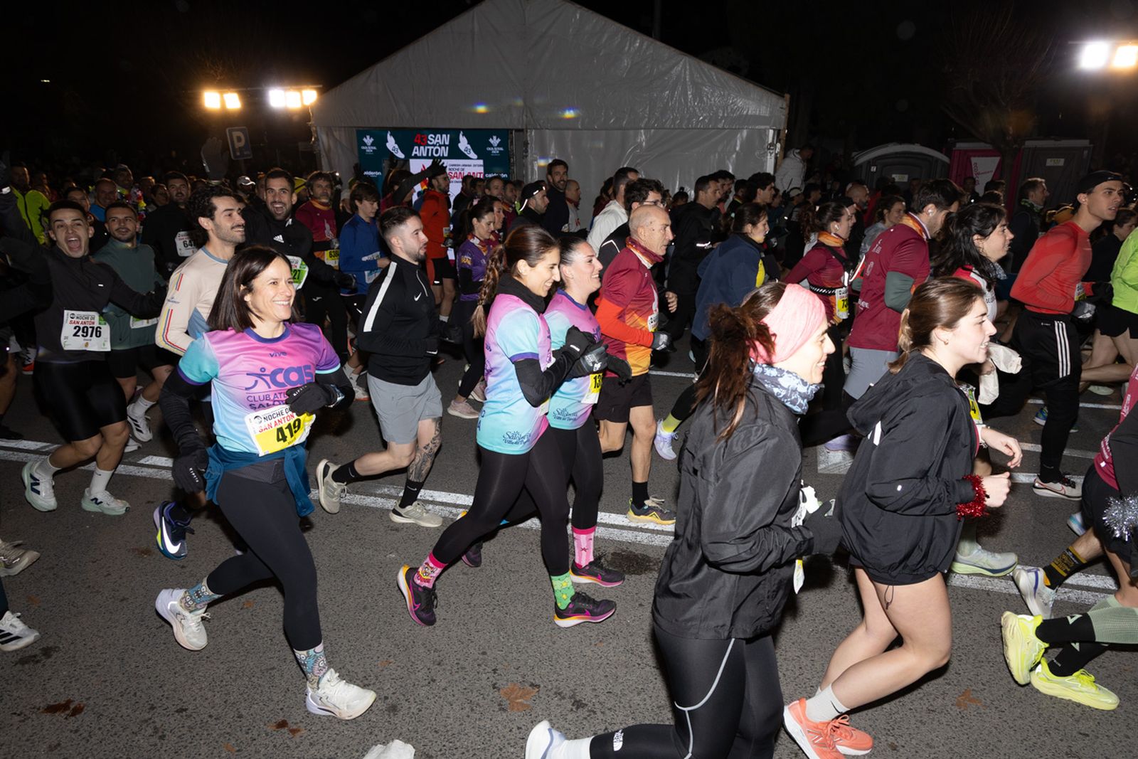 Encuéntrate en la salida de la Carrera de San Antón 2026, en imágenes (2)