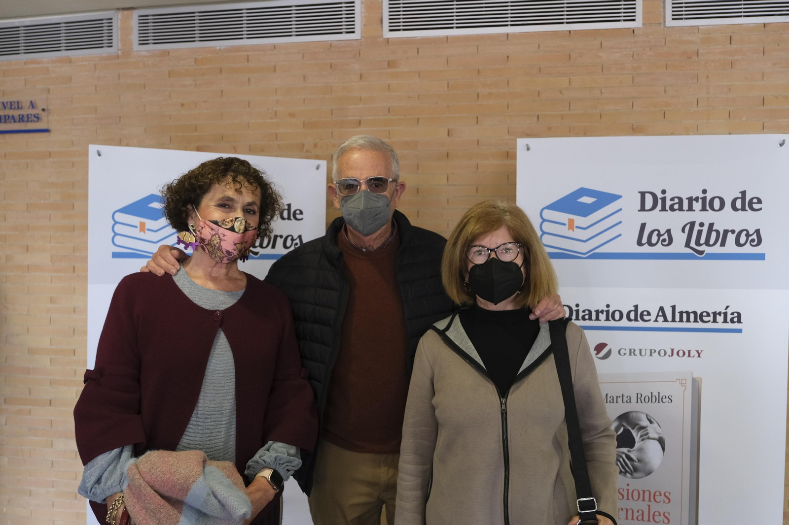 Fotogalería Diario de los Libros, con Marta Robles y su obra 'Pasiones carnales'