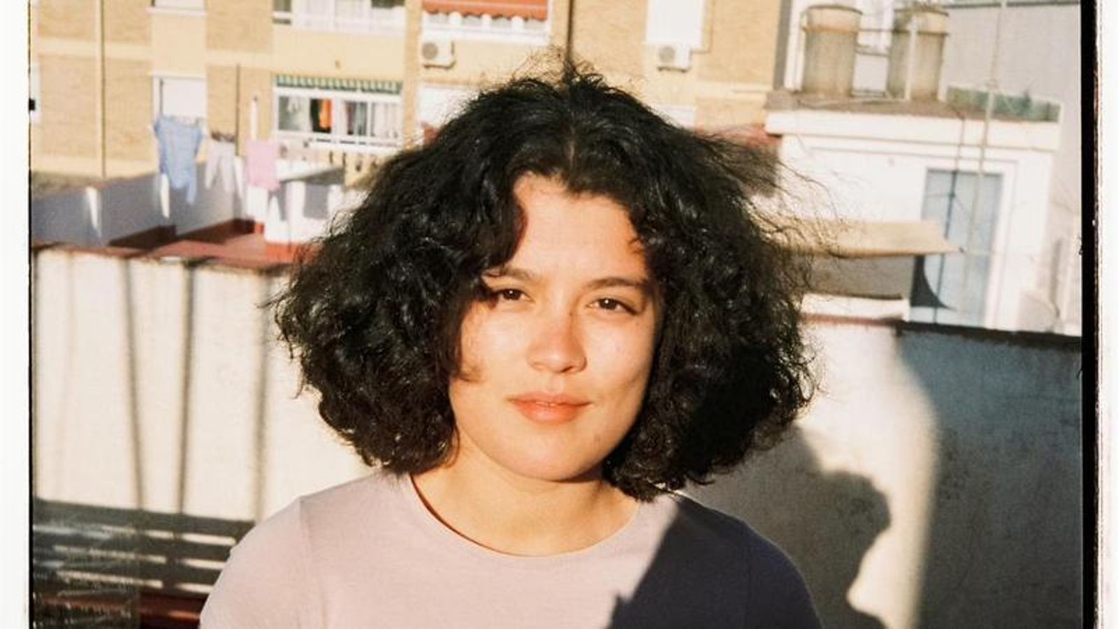 Camila Monsalve, en la terraza de su antiguo piso. Camila Monsalve, en la terraza de su antiguo piso.