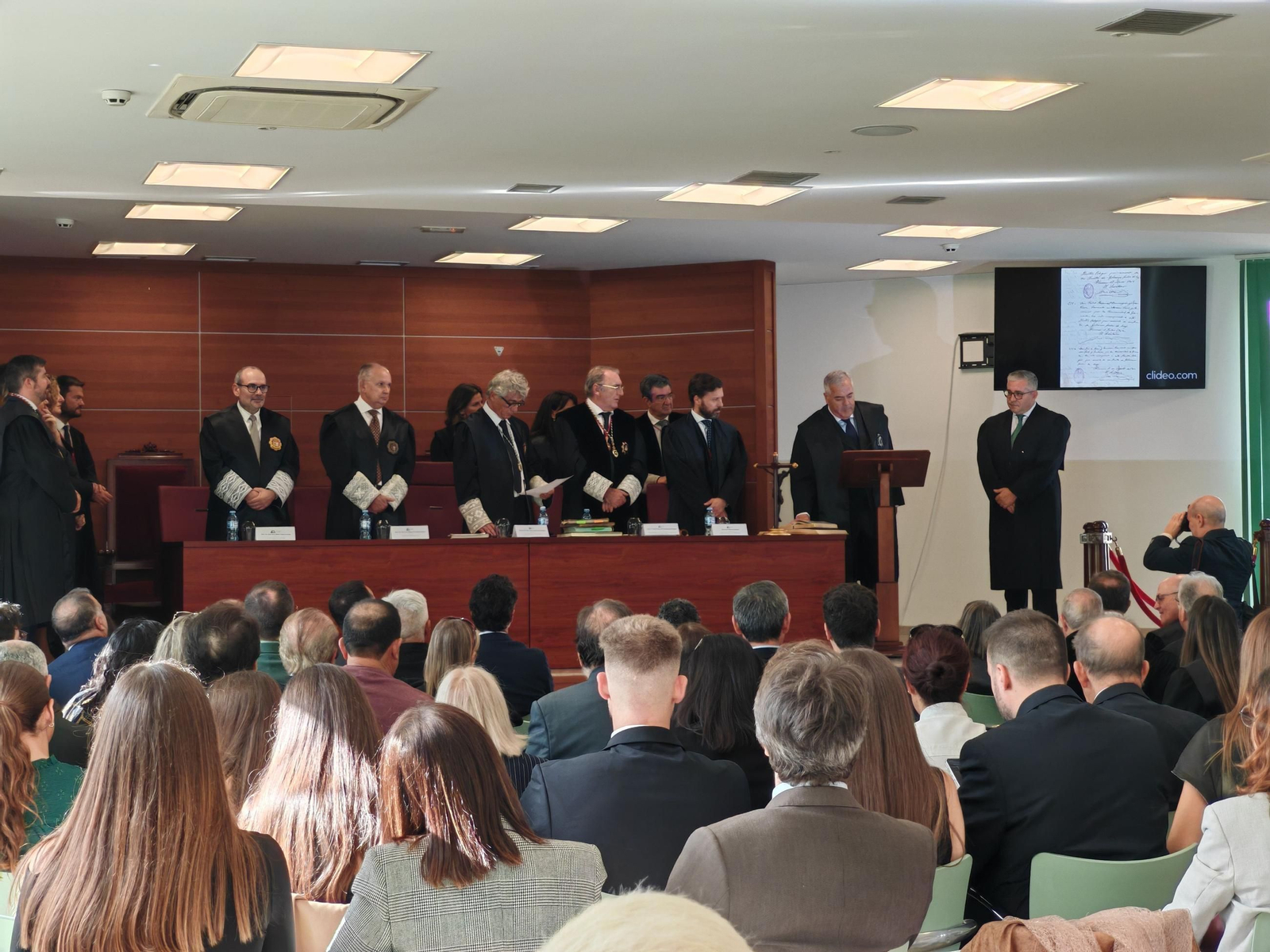 Actos del Colegio de Abogados por Santa Teresa.