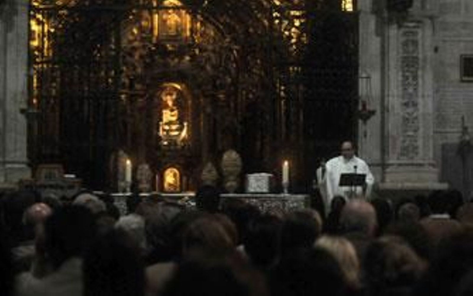 Fray Martín Alexis González se despidió ayer como cura de la hermandad del Rocío