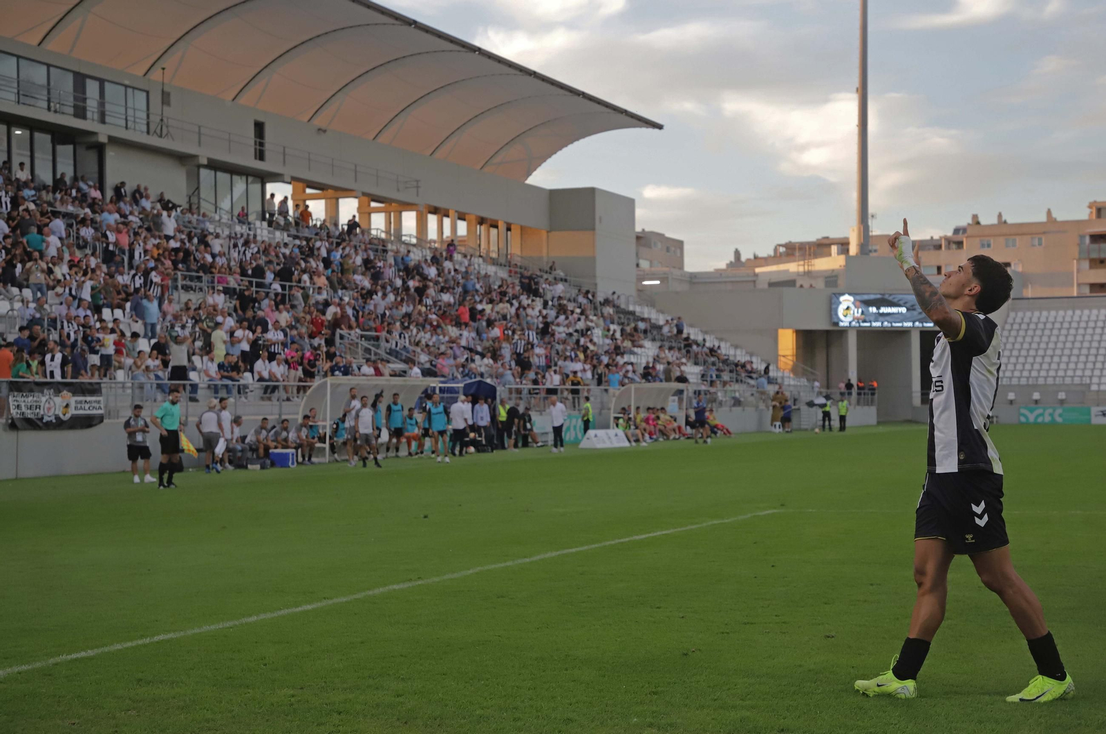 Las mejores fotos del Balona - Castilleja de Tercera Federación