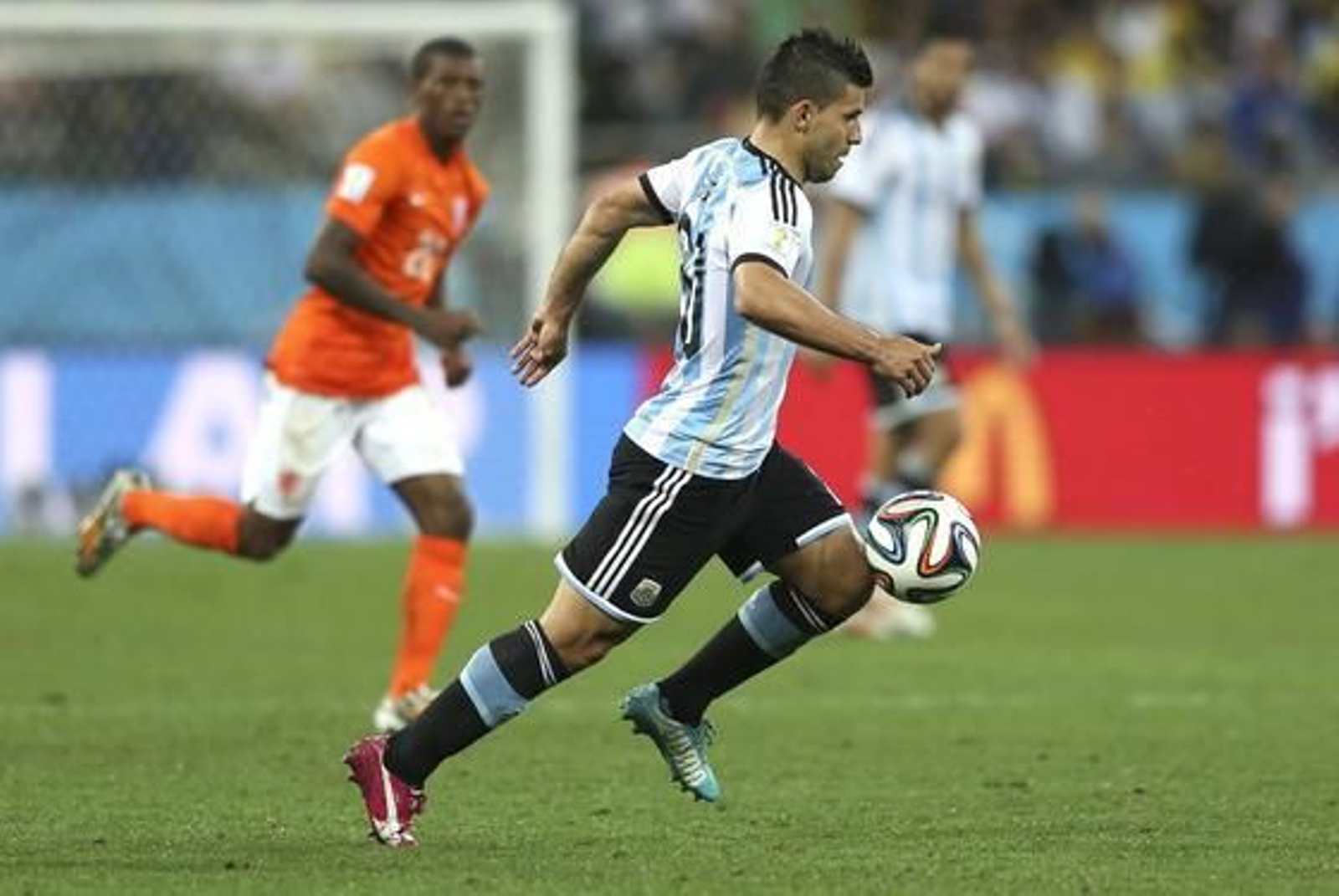 Las imágenes del Holanda-Argentina