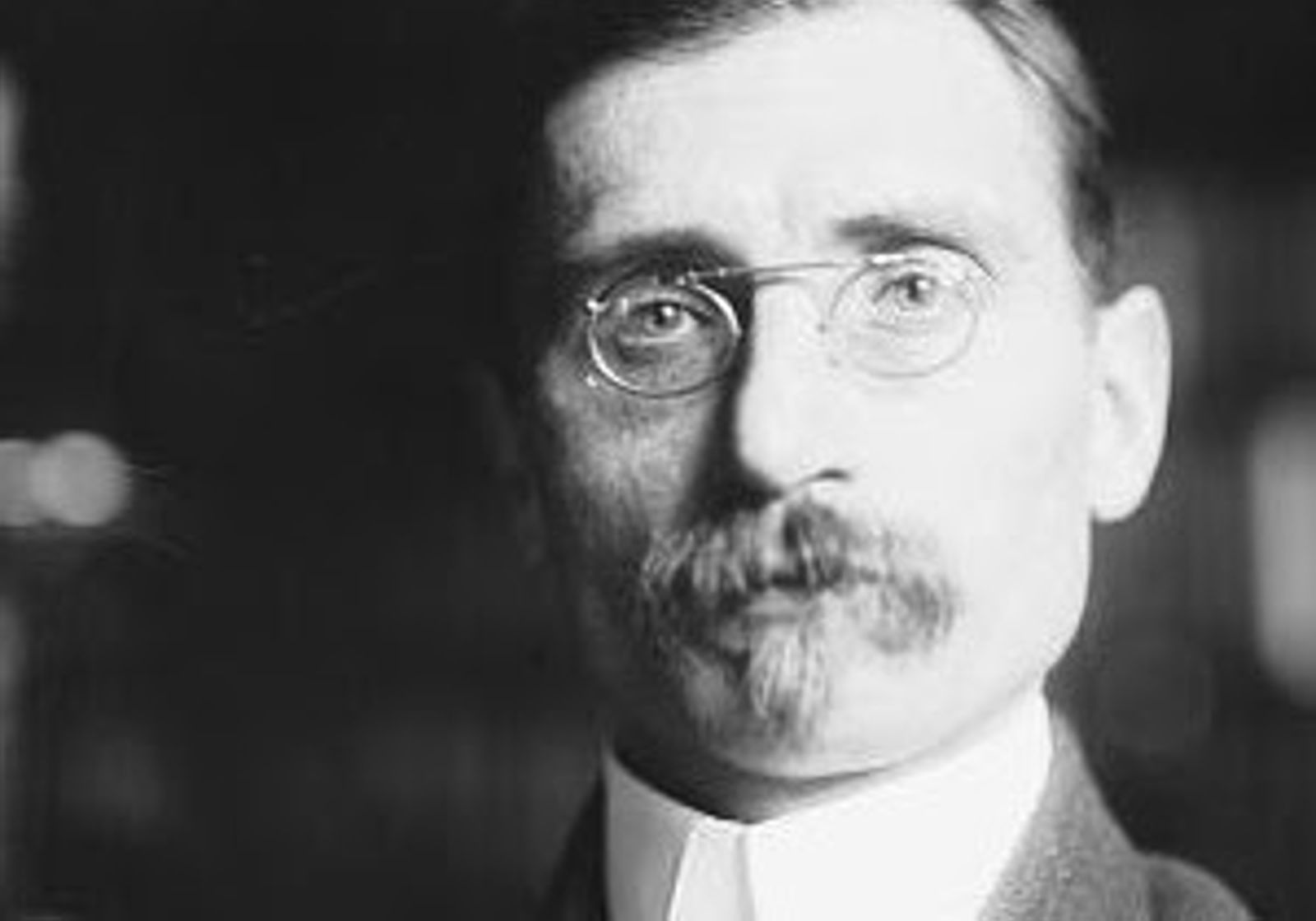 El historiador italiano Guglielmo Ferrero (Portici, 1871- Mont Pèlerin, 1942)