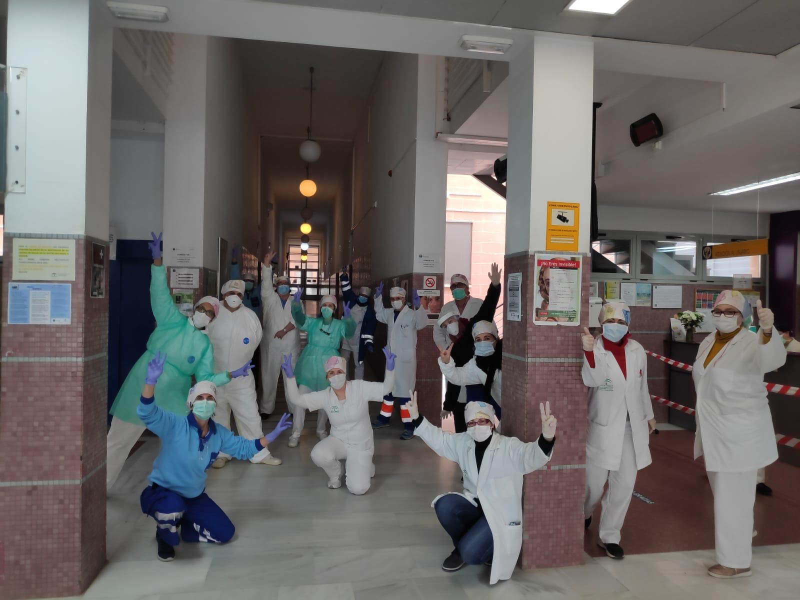 Casi 300 gorros de protección de las costureras solidarias ejidenses