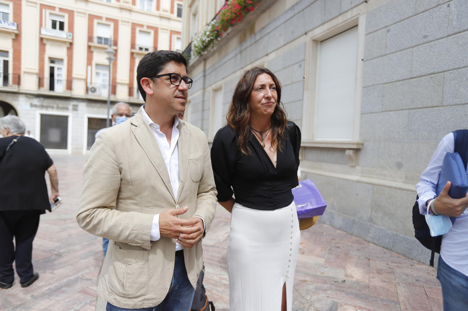 Imágenes de la capilla ardiente de Miguel Báez Espuny 'Litri' en la mañana del viernes