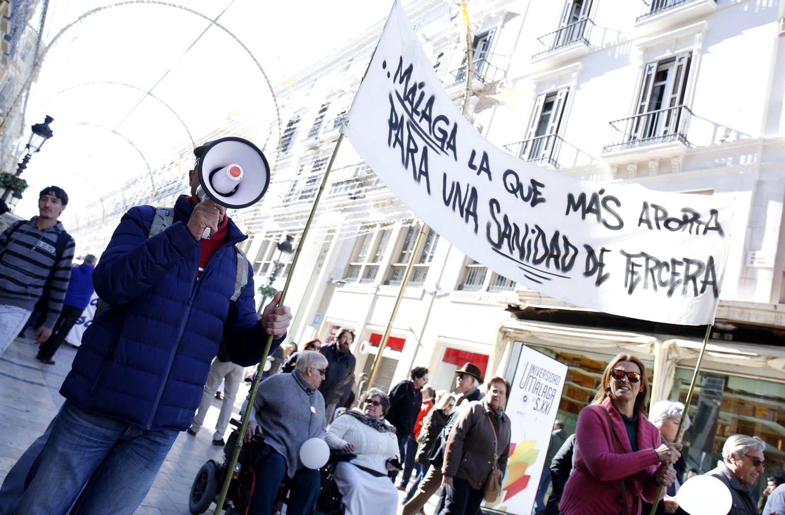 La marea blanca, en Málaga