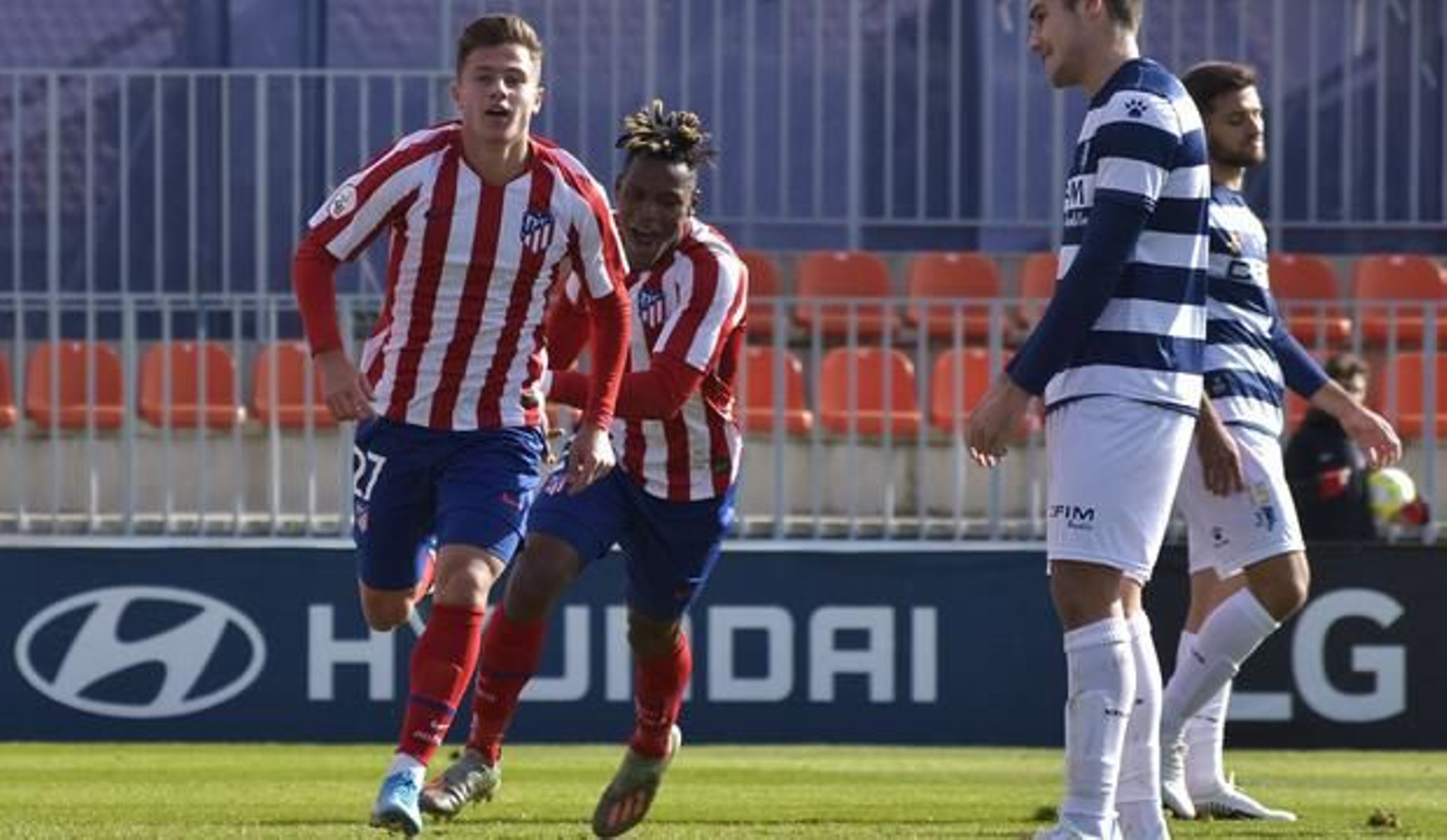 Germán Valera celebra un gol con el filial del Atlético.