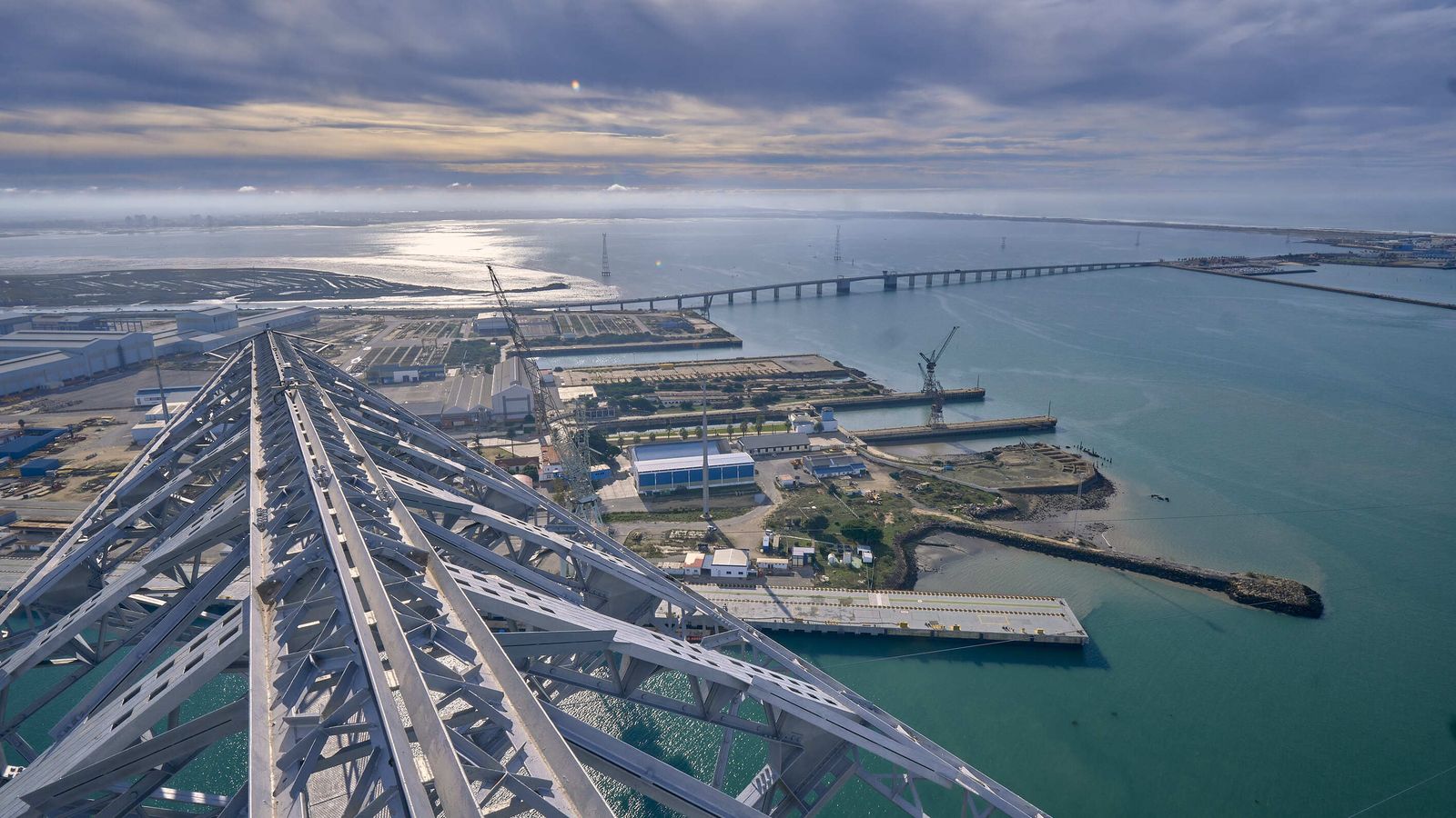Vista desde la torre de Endesa en Puerto Real.