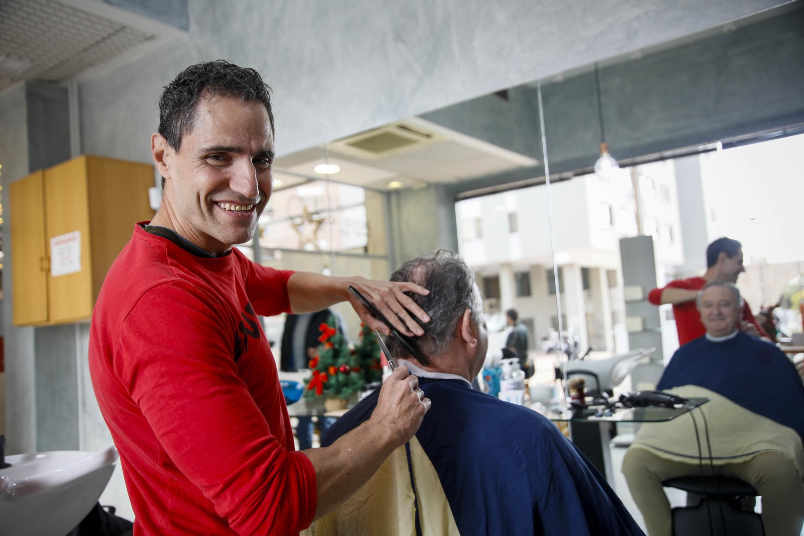 Las imágenes de los comercios almerienses no cuentan como es el balance a final de año
