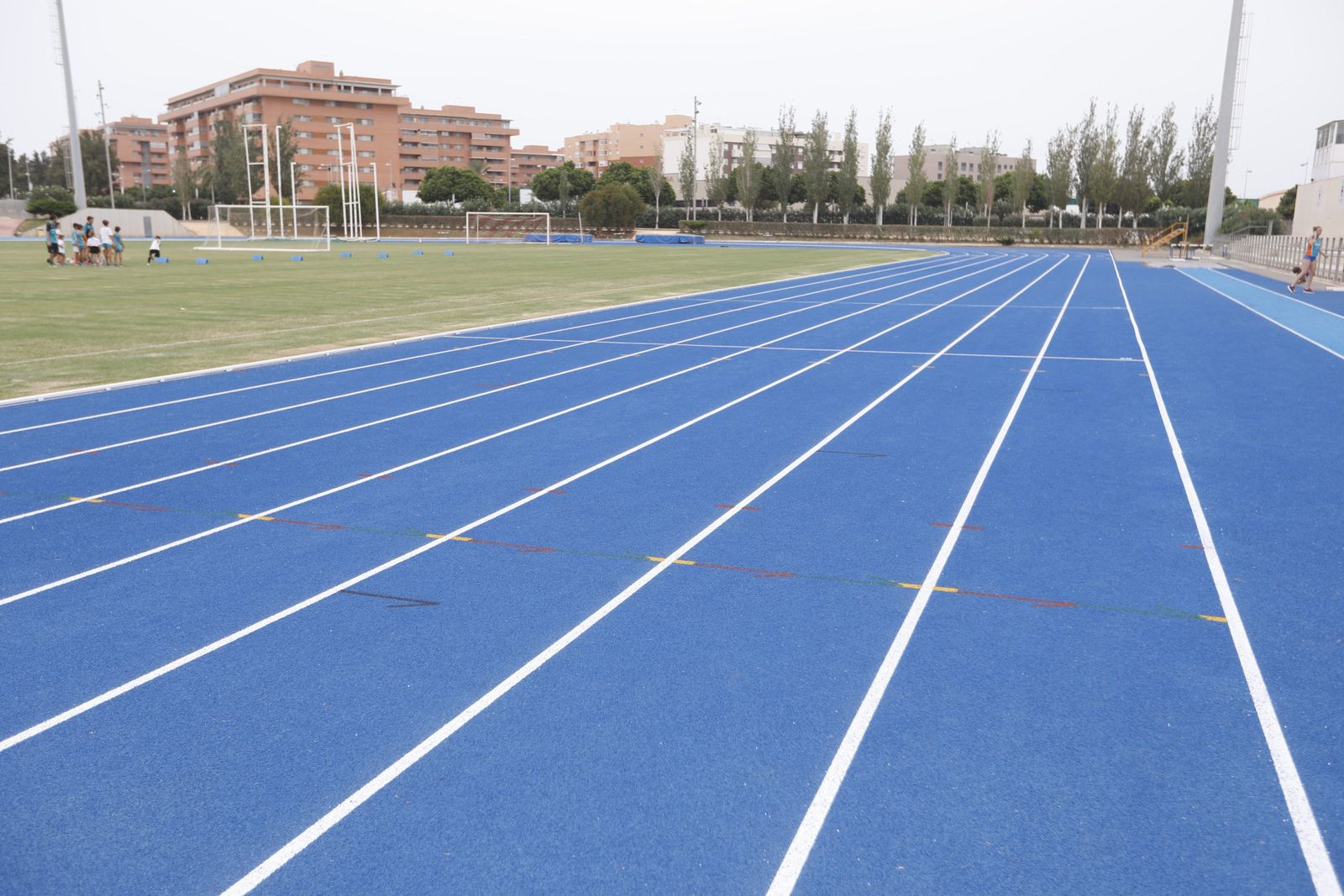 El tartán del anexo volverá a tener atletas entrenando