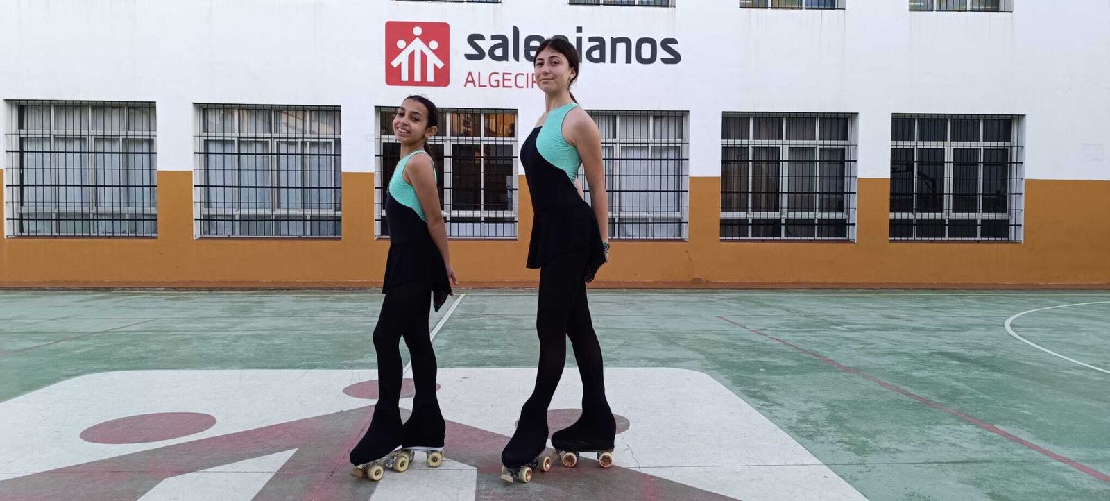 Clara Muñoz Villanueva y Claudia González