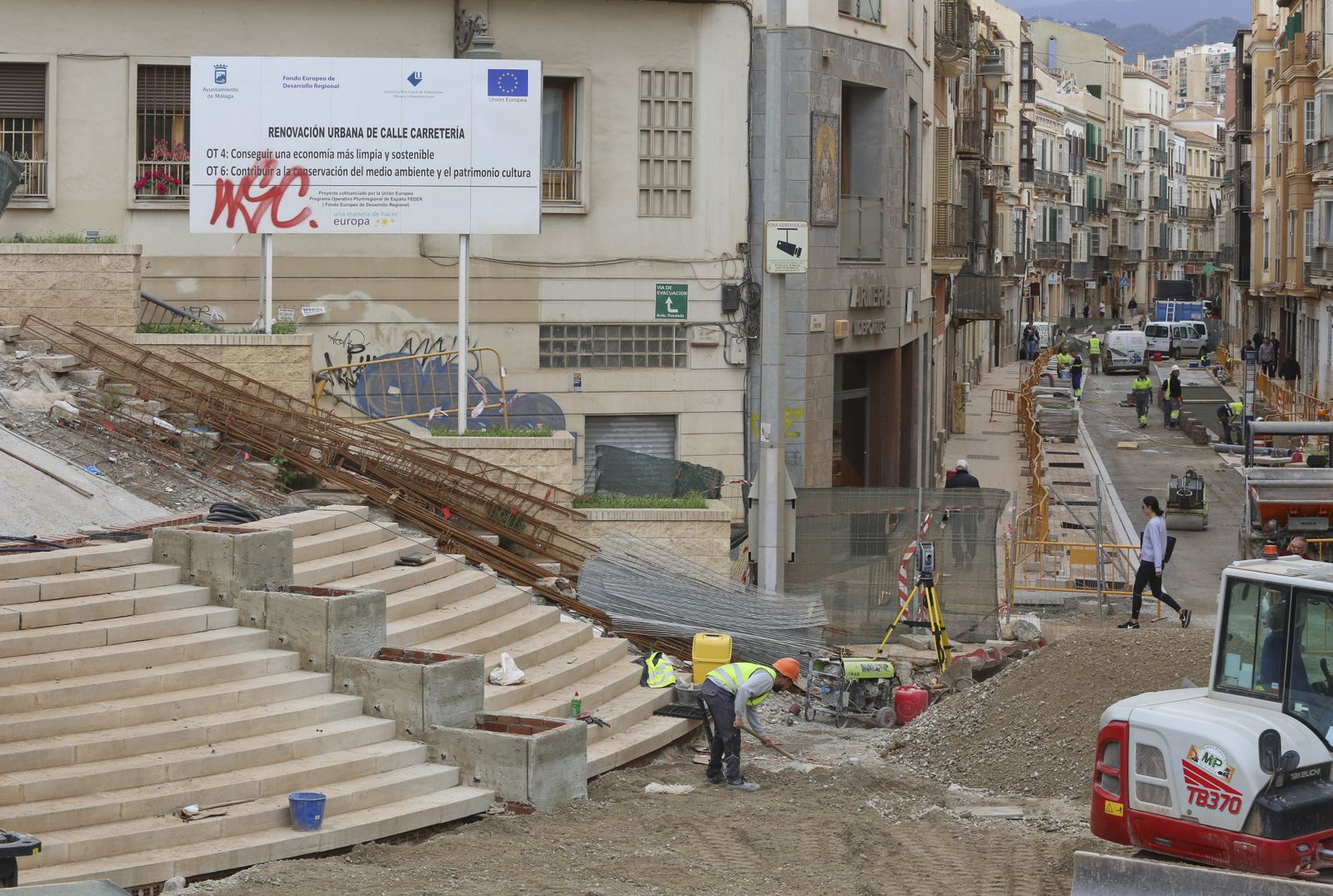 Fotos: Así está calle Carretería a unos días de Semana Santa en Málaga