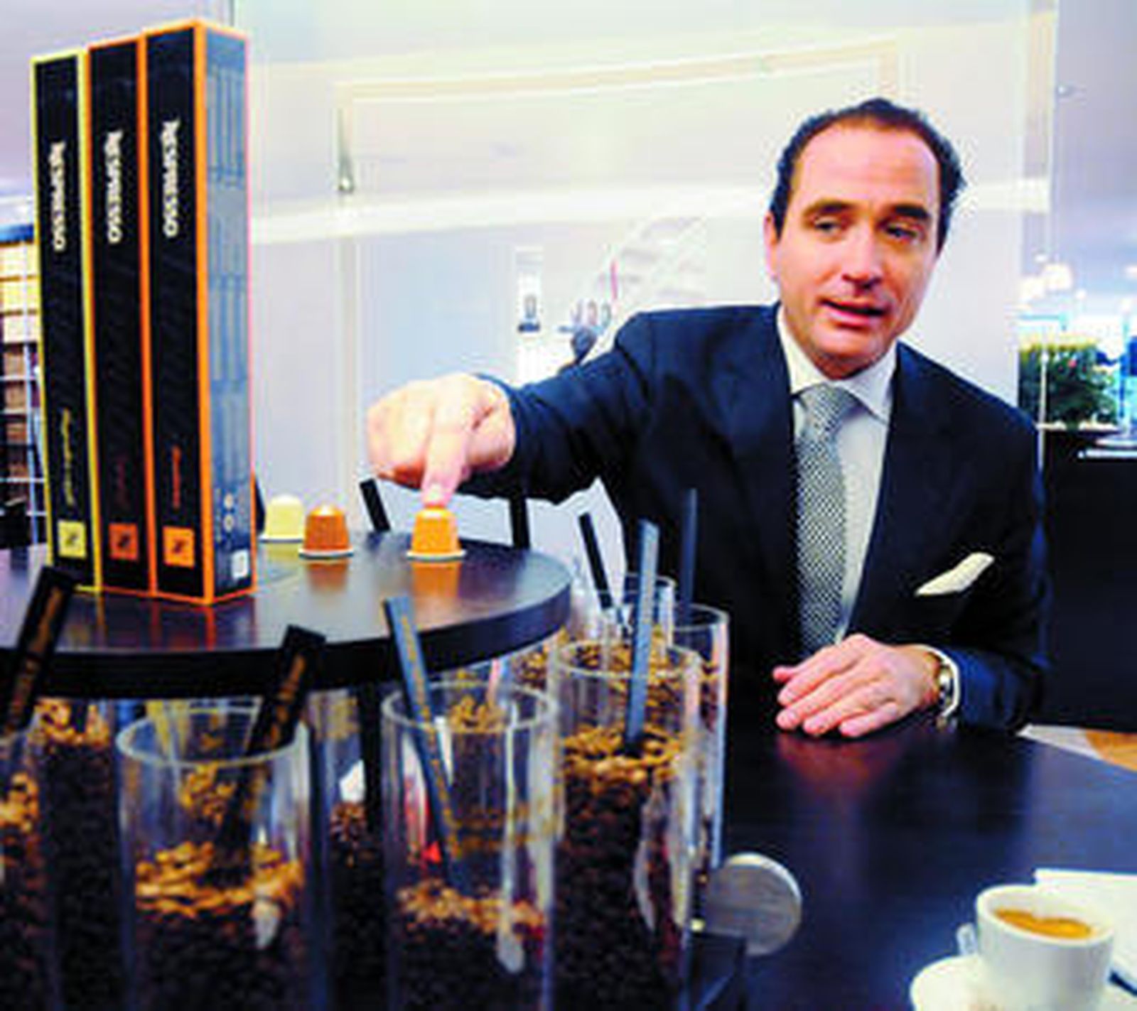 Vincent Termote, en la nueva 'boutique' de Sevilla, durante un momento de la entrevista.