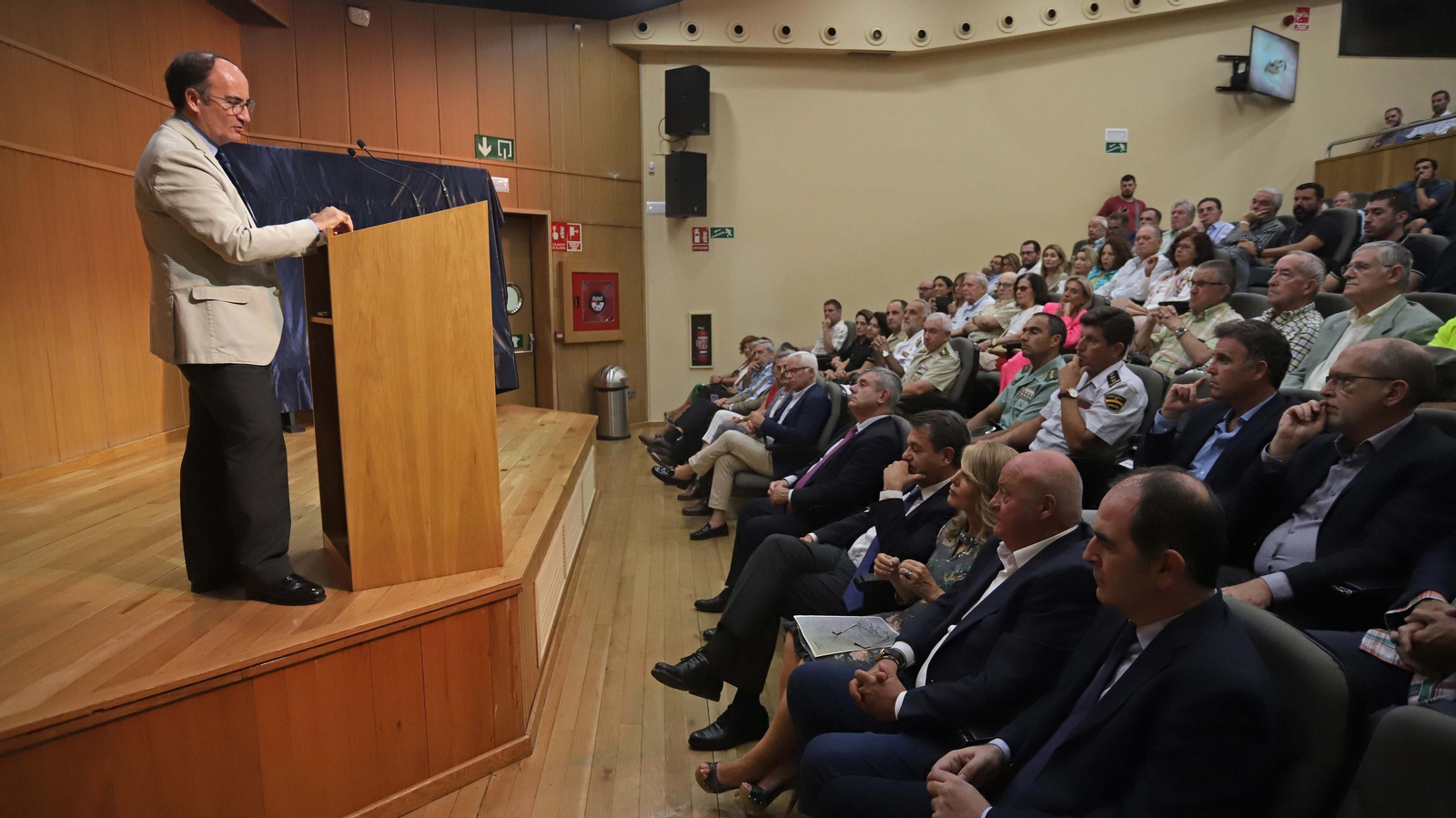 Fotos de la presentación del cuadro 'La Batalla de Algeciras' de Augusto Ferrer-Dalmau para el Puerto de Algeciras