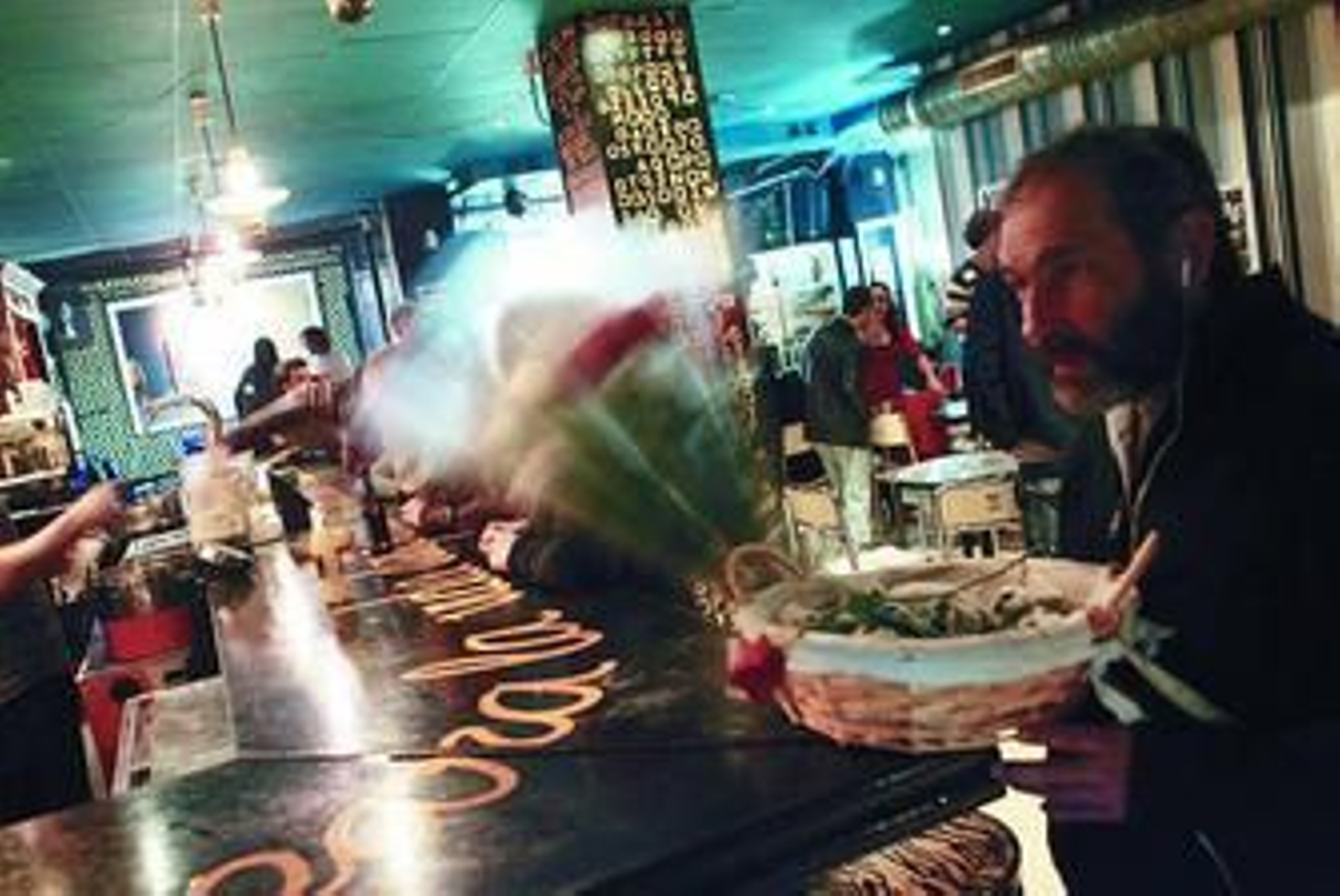 El perro que habla y el cangrejo poeta