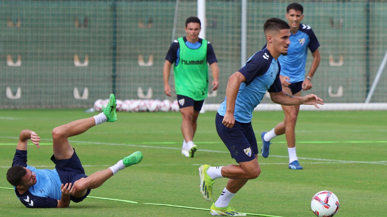 El Málaga CF prueba la Ciudad Deportiva de Arraijanal