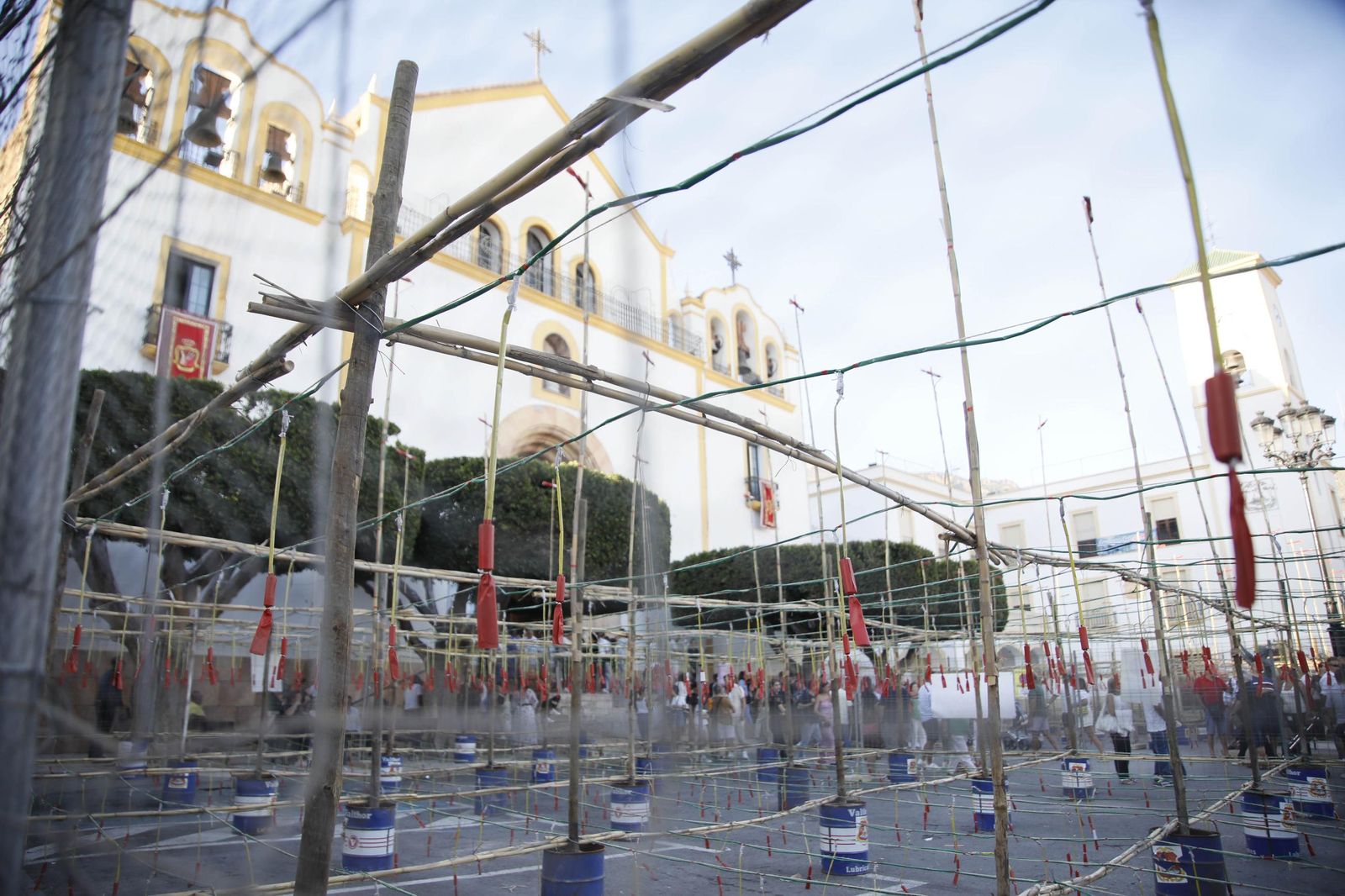 Las imágenes de la misa vespertina y procesión del Cristo de la Luz de Dalías