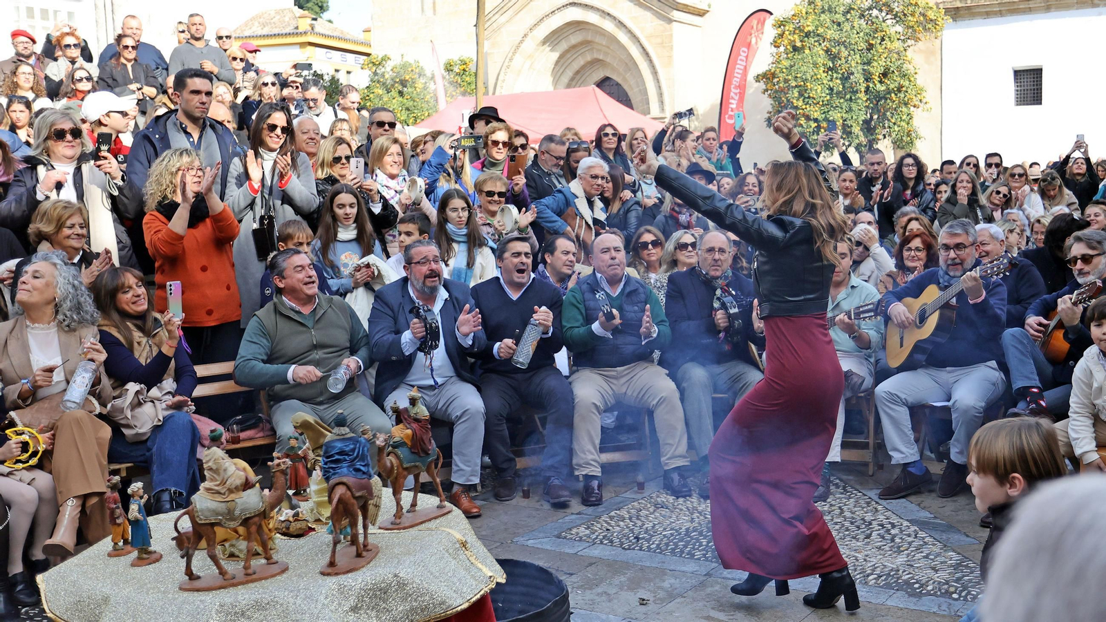 Imágenes de la zambomba BIC en Jerez