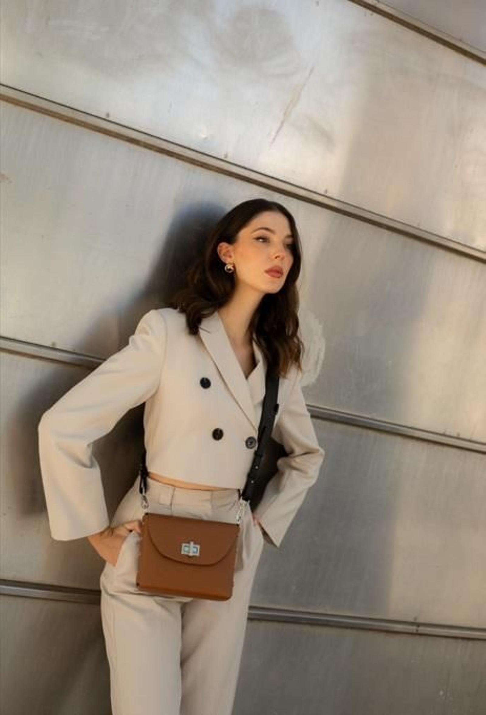 Uno de los bolsos hechos con piel de manzana de la firma Lefance.