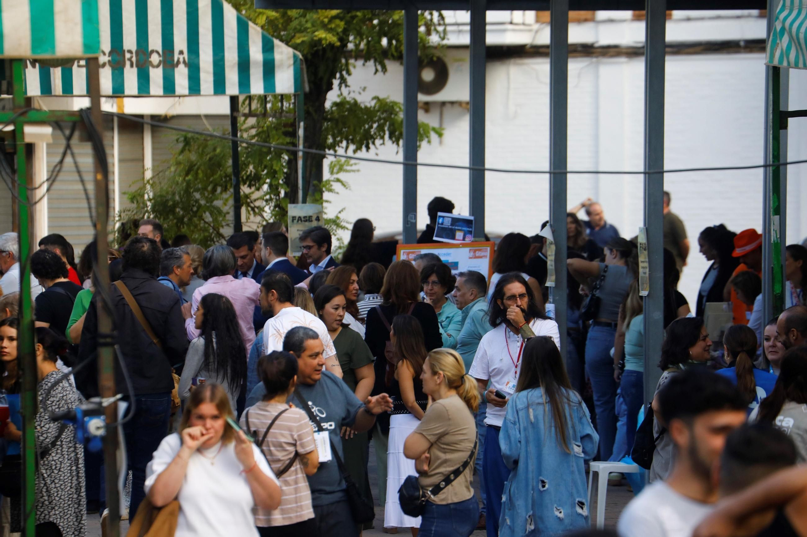La I Feria de Empleo de Distrito Sur, en imágenes