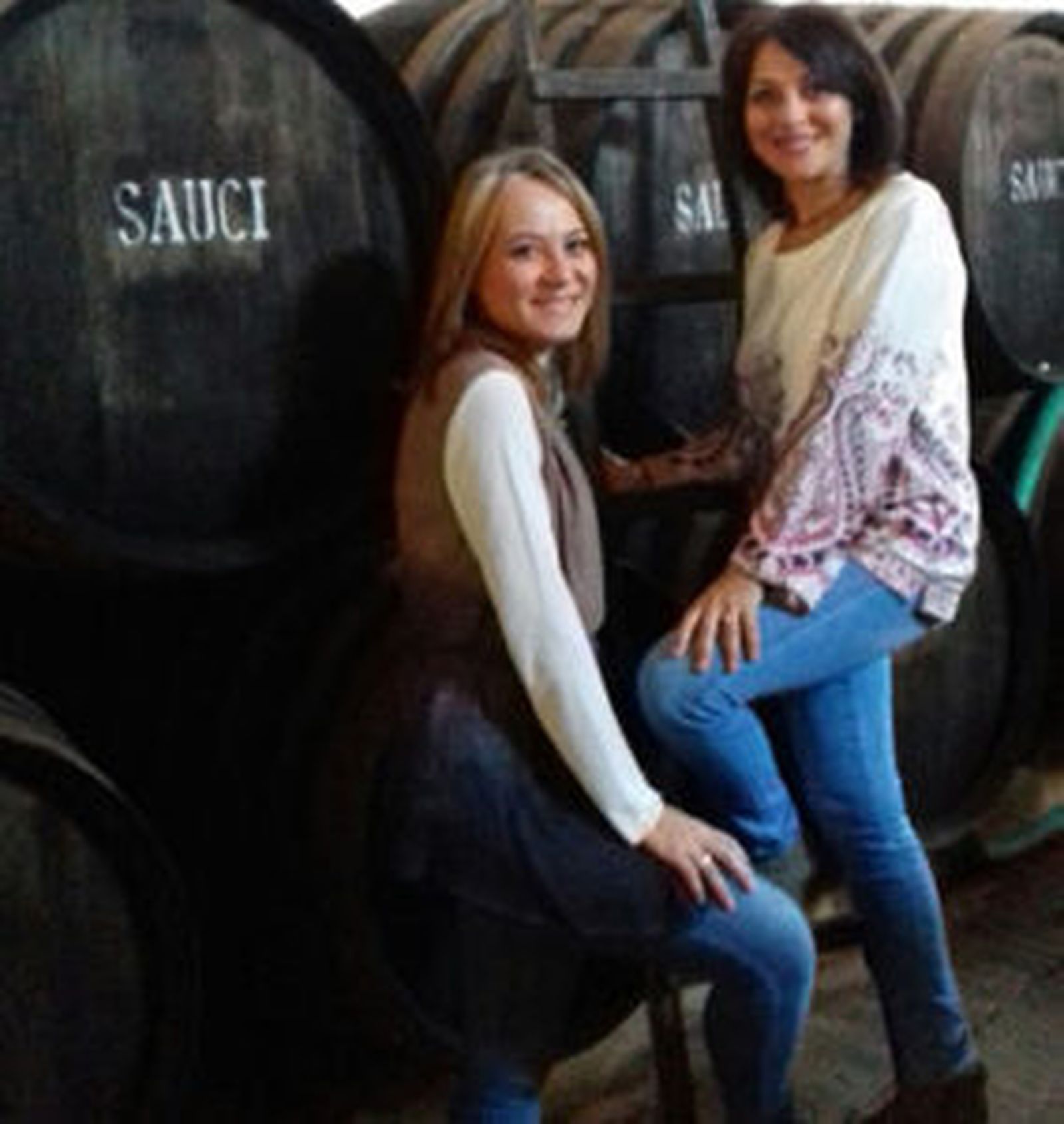 Montserrat y Begoña Sauci