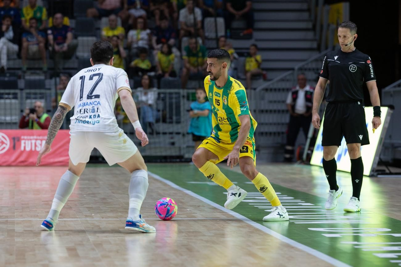 Las mejores imágenes de la amplia victoria del Jaén Paraíso Interior FS sobre O Parrulo Ferrol