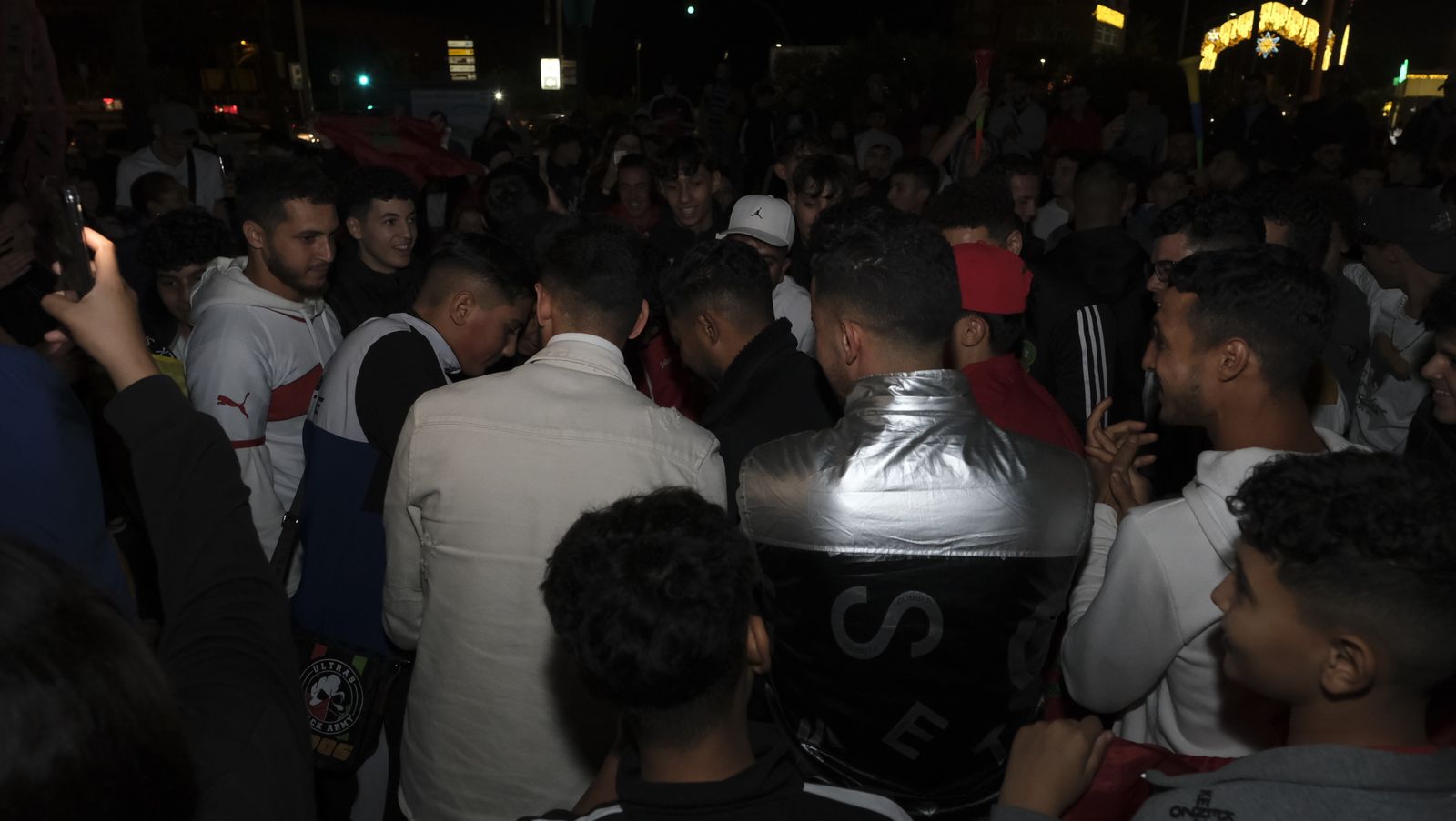 Imágenes de la celebración en Almería, del pase a semifinales de Marruecos en el Mundial de Fútbol de Qatar