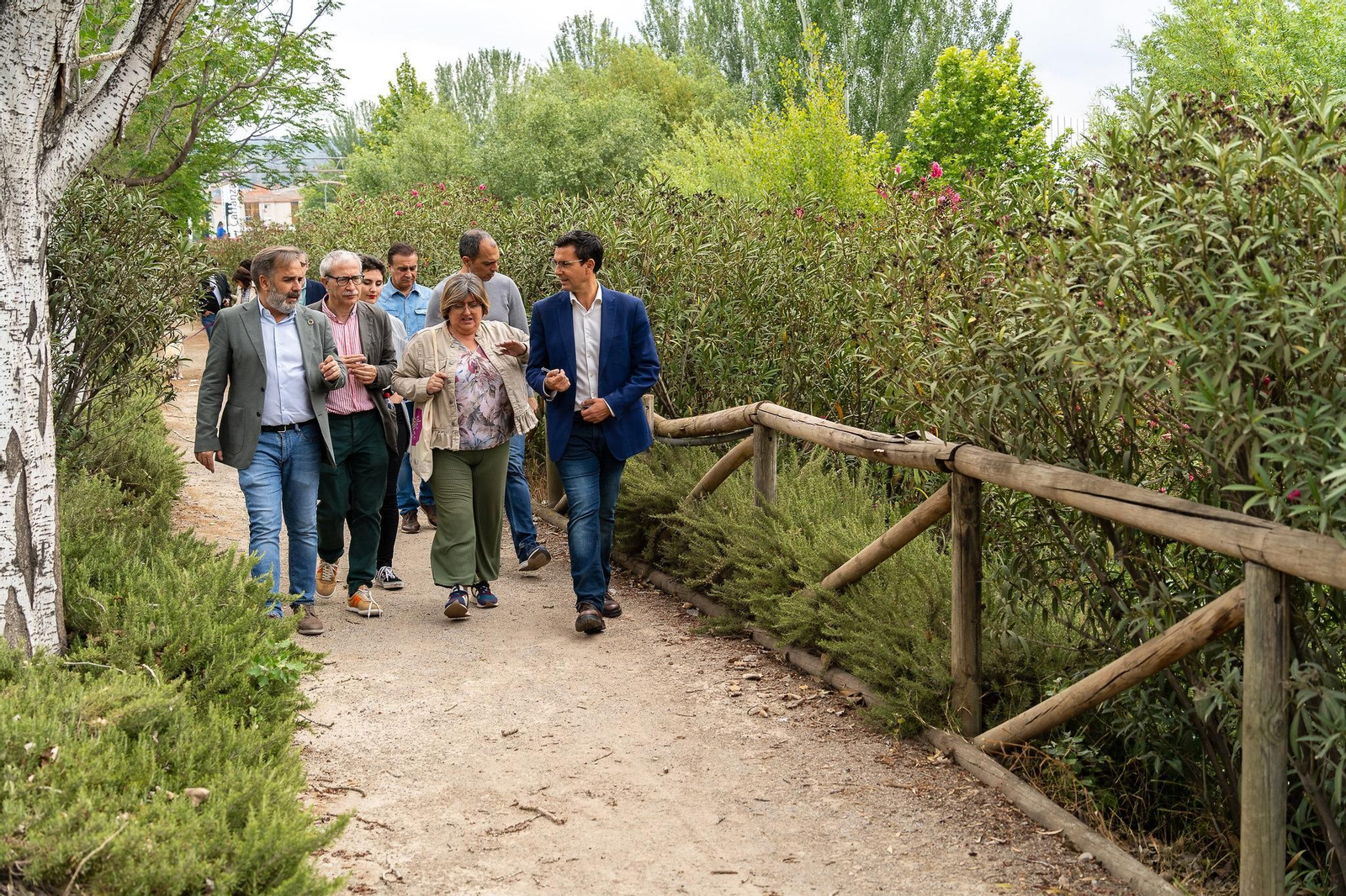 Cuenca se compromete a desarrollar un parque agrario en la Vega de Granada Cuenca se compromete a desarrollar un parque agrario en la Vega de Granada
