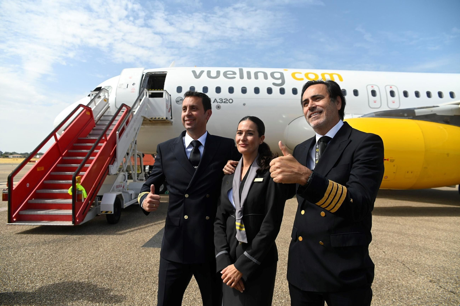 Las mejores imágenes del primer vuelo de la conexión Córdoba-Barcelona