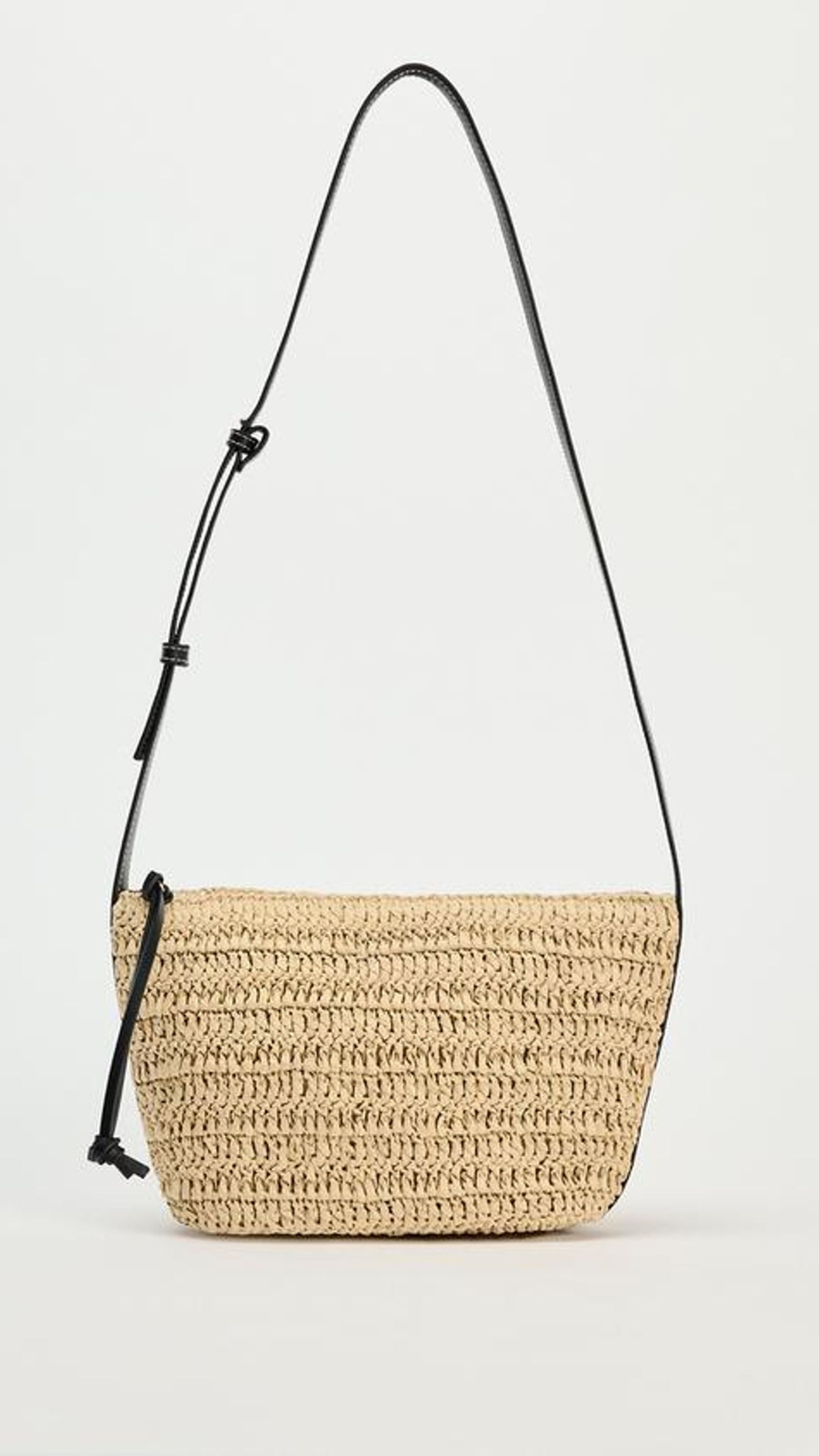 Bolso trenzado de Zara.