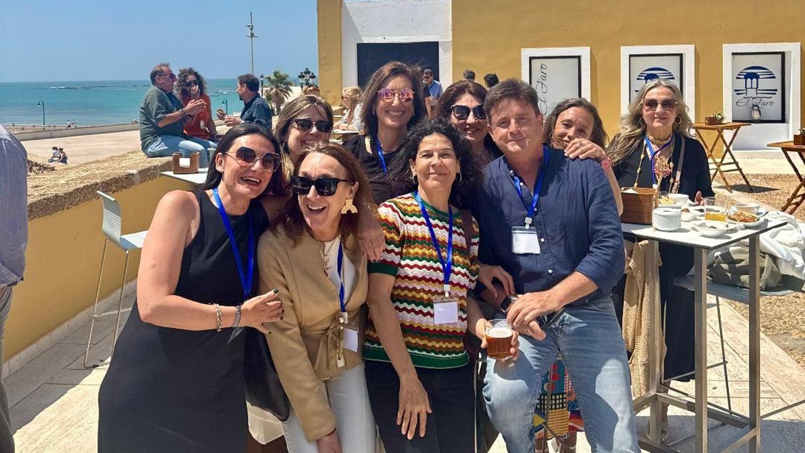 Esther Díaz Salvago, Pili Zambonino, Eva de los Pinos, Carlos Sainz, Maribel Castells, Carmen Fernández de la Gangara, Nuria Ortega, Carolina Doña y Mariam Barroso Esther Díaz Salvago, Pili Zambonino, Eva de los Pinos, Carlos Sainz, Maribel Castells, Carmen Fernández de la Gangara, Nuria Ortega, Carolina Doña y Mariam Barroso