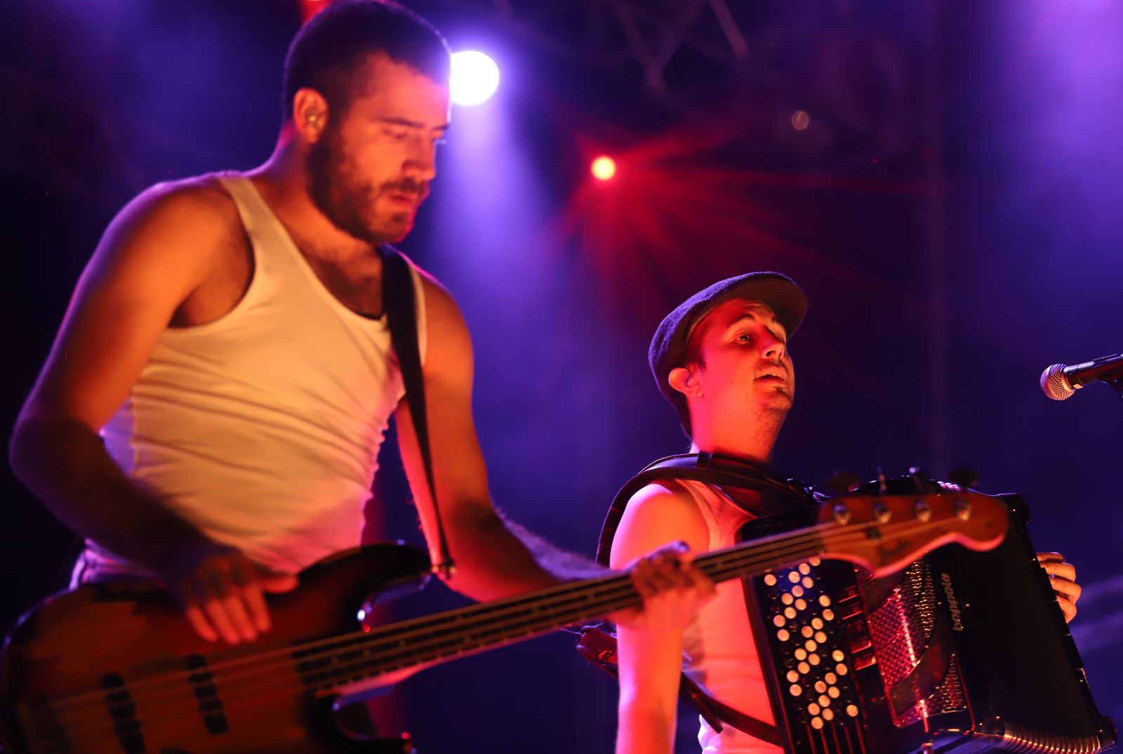 Imágenes del concierto de La M.O.D.A,  en las fiestas Colombinas de Huelva 2019