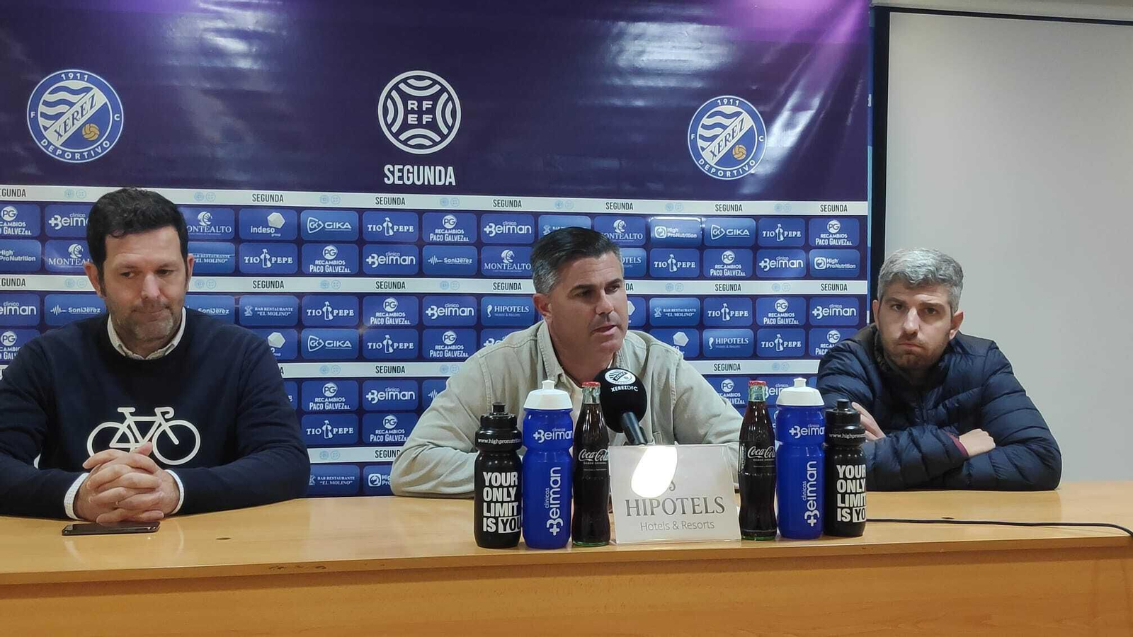 Jesús Viloita, Juan Carlos Ramírez y Marc Domínguez, en la rueda de prensa que han ofrecido este jueves en Chapín.
