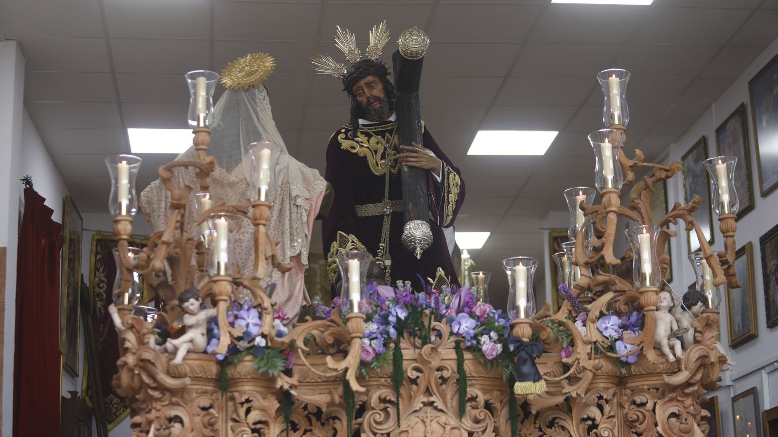 Fotos del Jueves Santo en La Línea: Perdón y la Salud, Gran Poder y Angustias