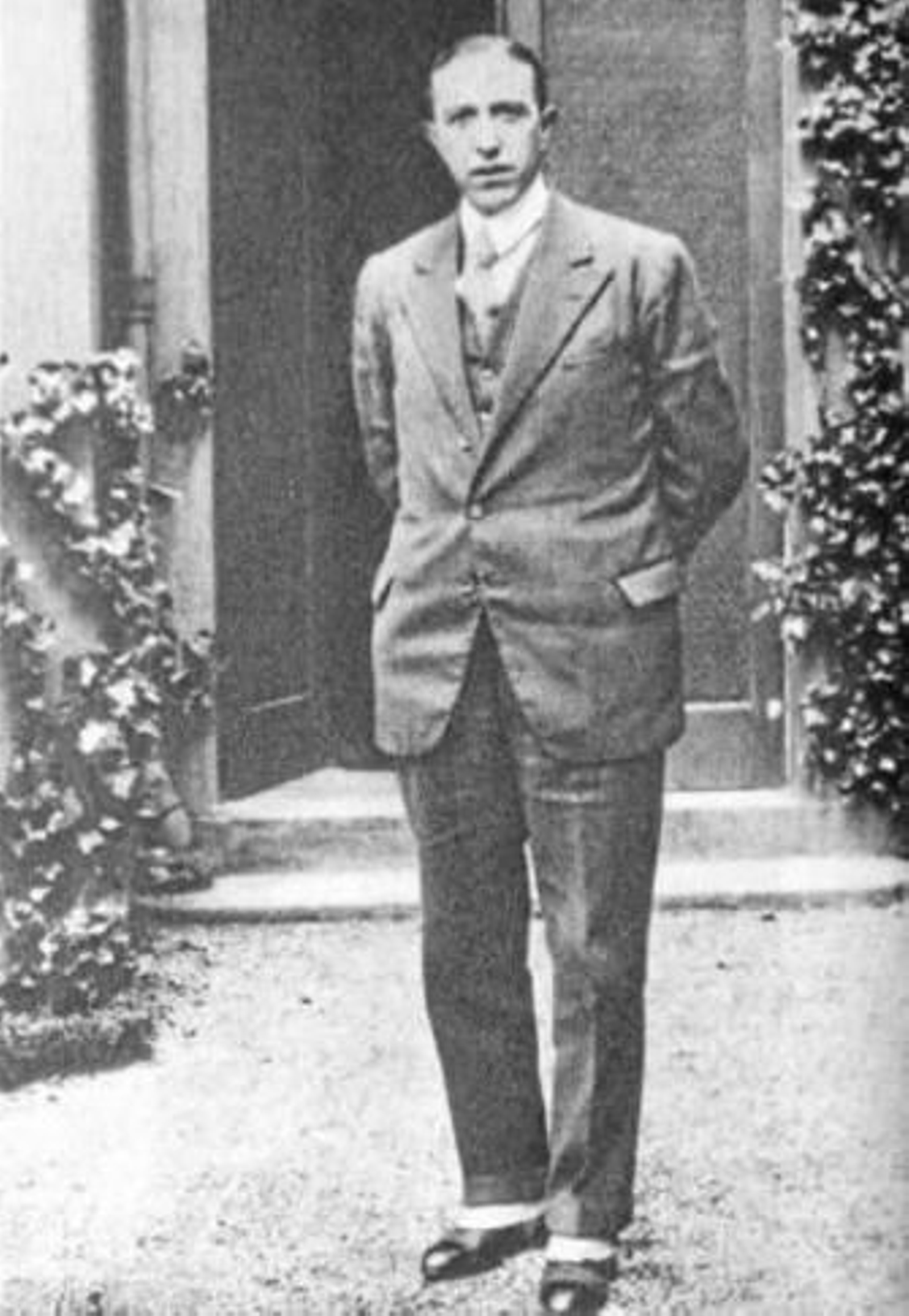 El poeta sevillano Pedro Salinas, miembro de la Generación del 27.