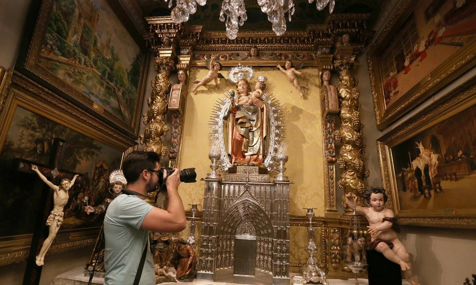 Traslado de la colección Bellver a la Casa Fabiola