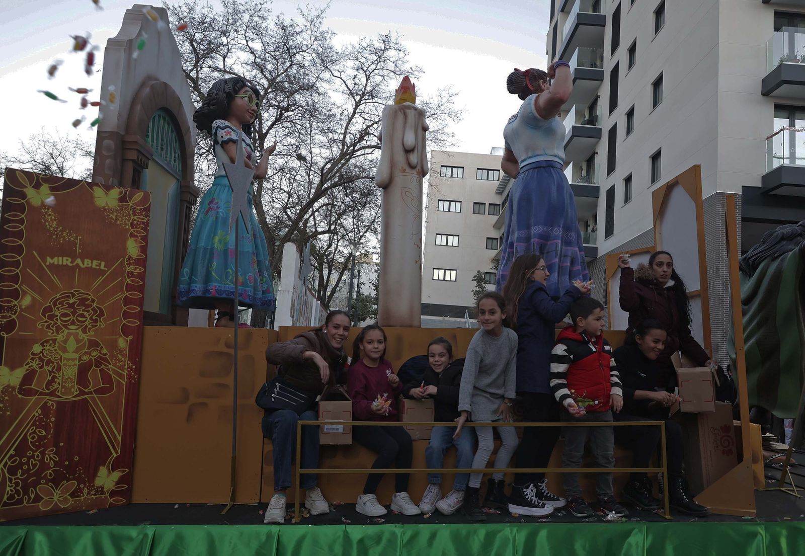 Fotos de la cabalgata de los Reyes Magos en Algeciras