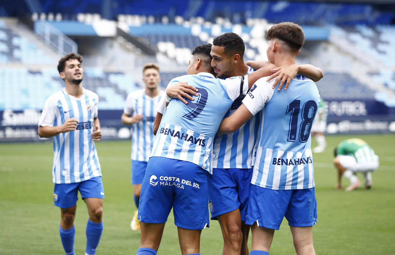 Galería: La celebración del Málaga CF Juvenil