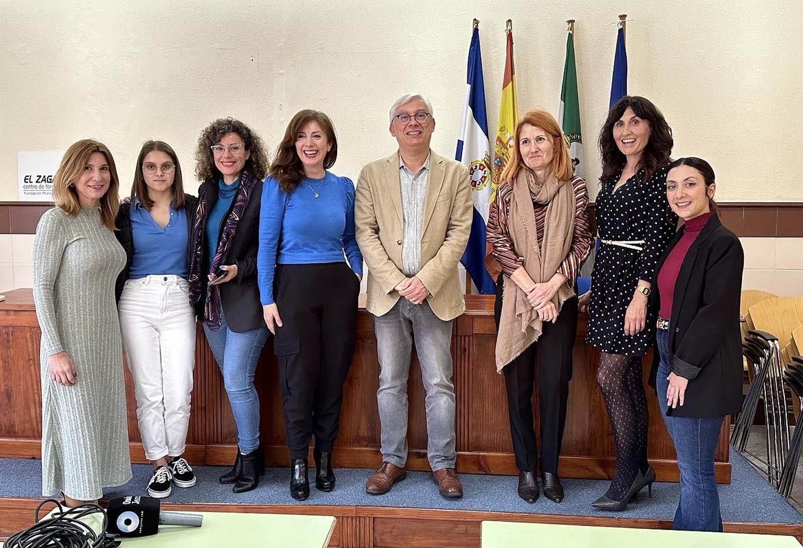 El delegado de empleo, Juan Antonio Cabello con representantes de la Asociación Emplea, Desarrolla y Avanza.
