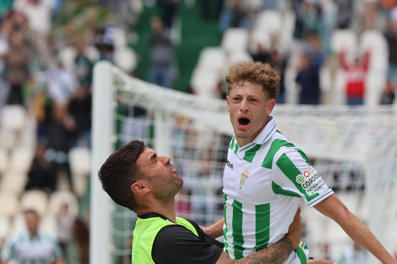 Córdoba CF - Ceuta: Las mejores fotos del partido en El Arcángel