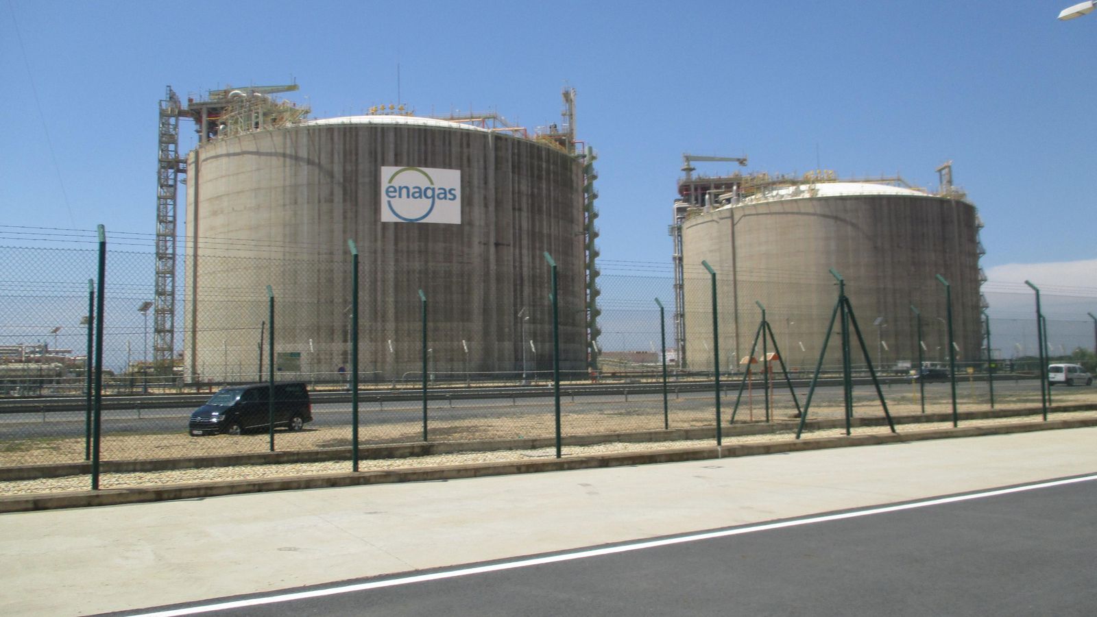 Instalaciones de Enagás en el Puerto de Huelva.