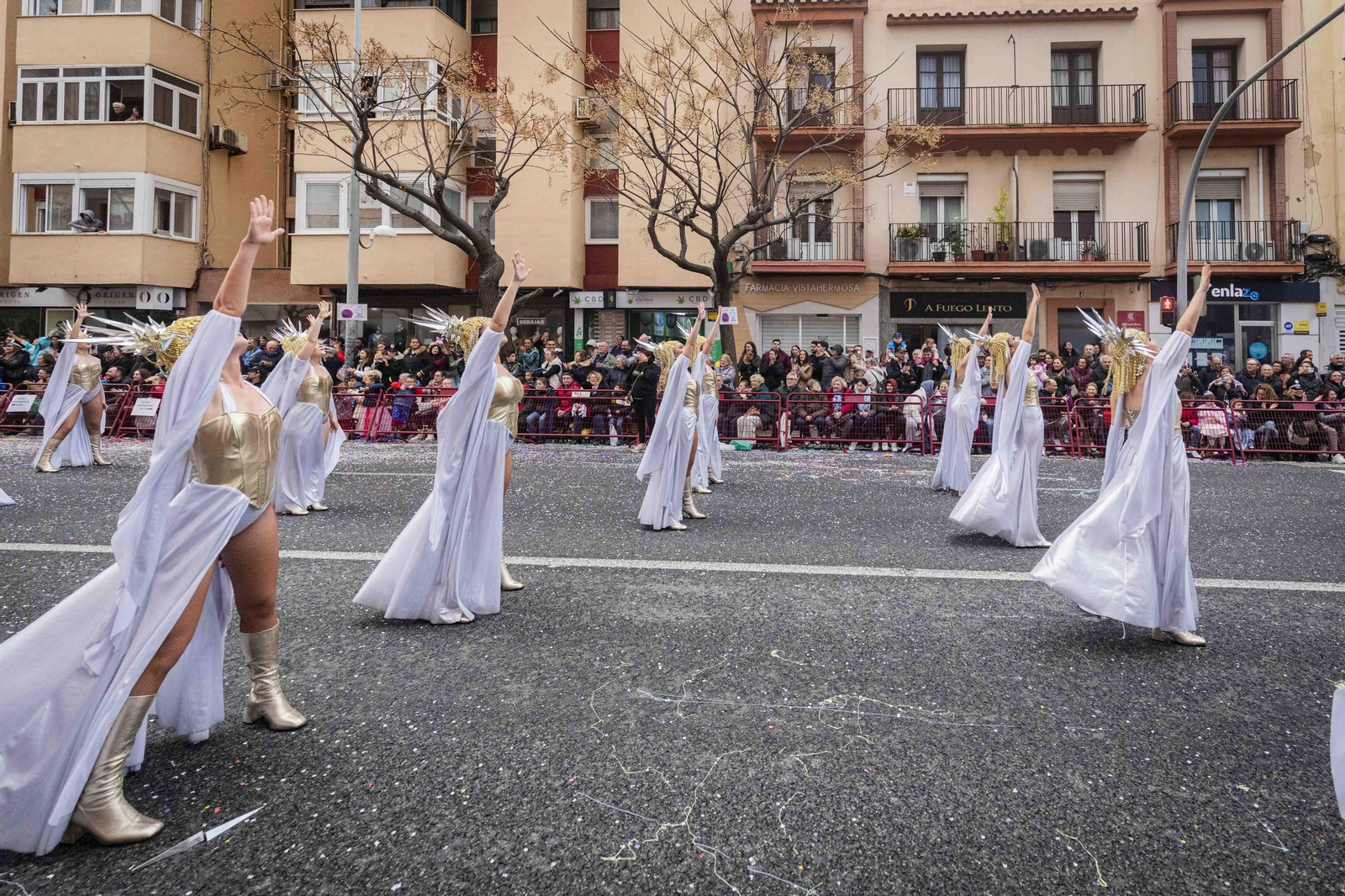 La Cabalgata Magna del Carnaval de Cádiz 2024, en imágenes