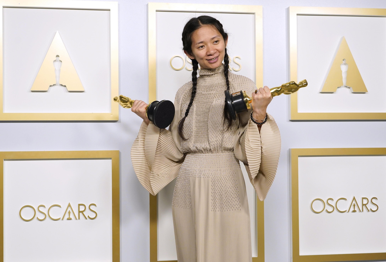 Chloé Zhao, la directora china que triunfa en los Oscar