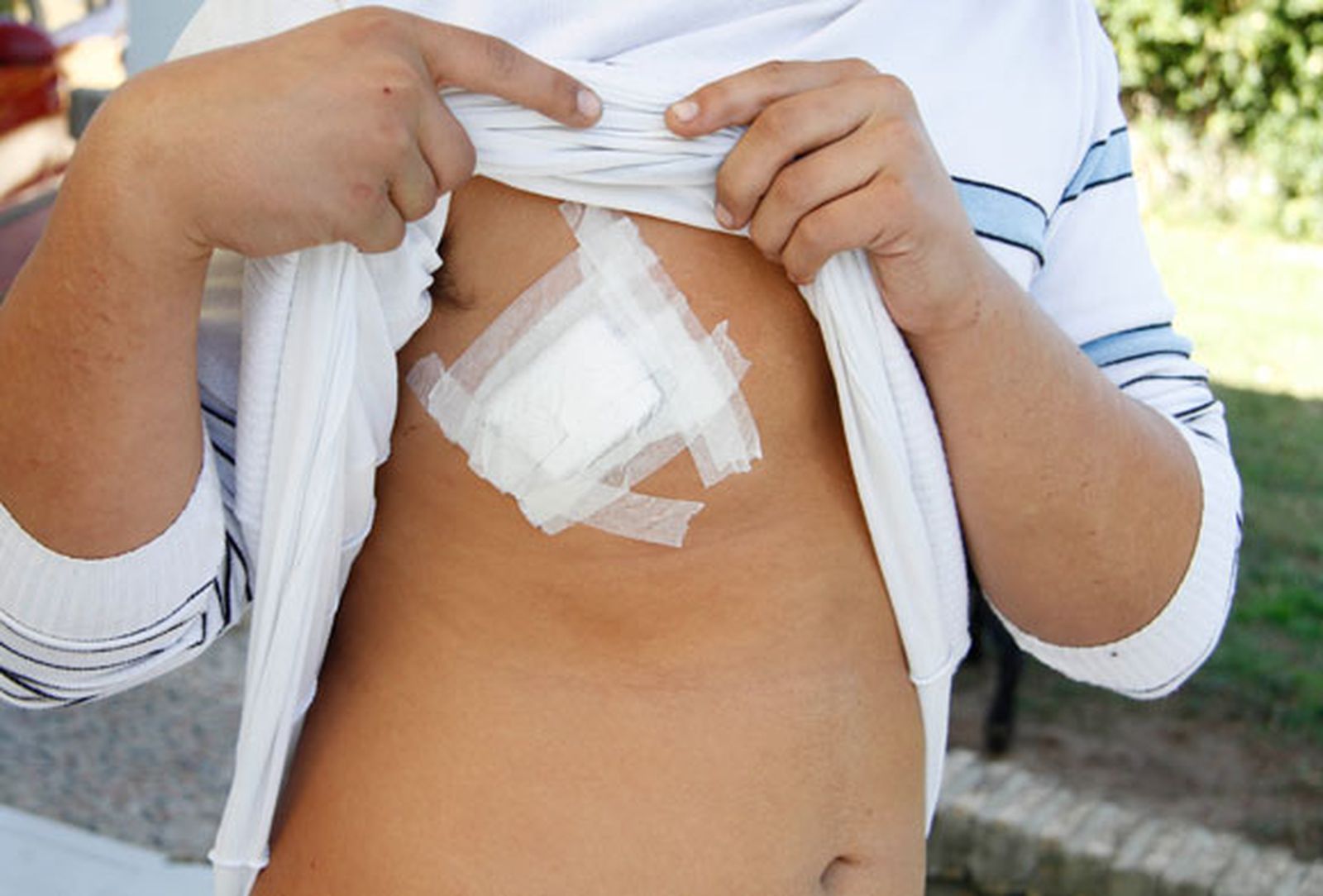 Orden de alejamiento para el acusado de apuñalar a un compañero en un instituto