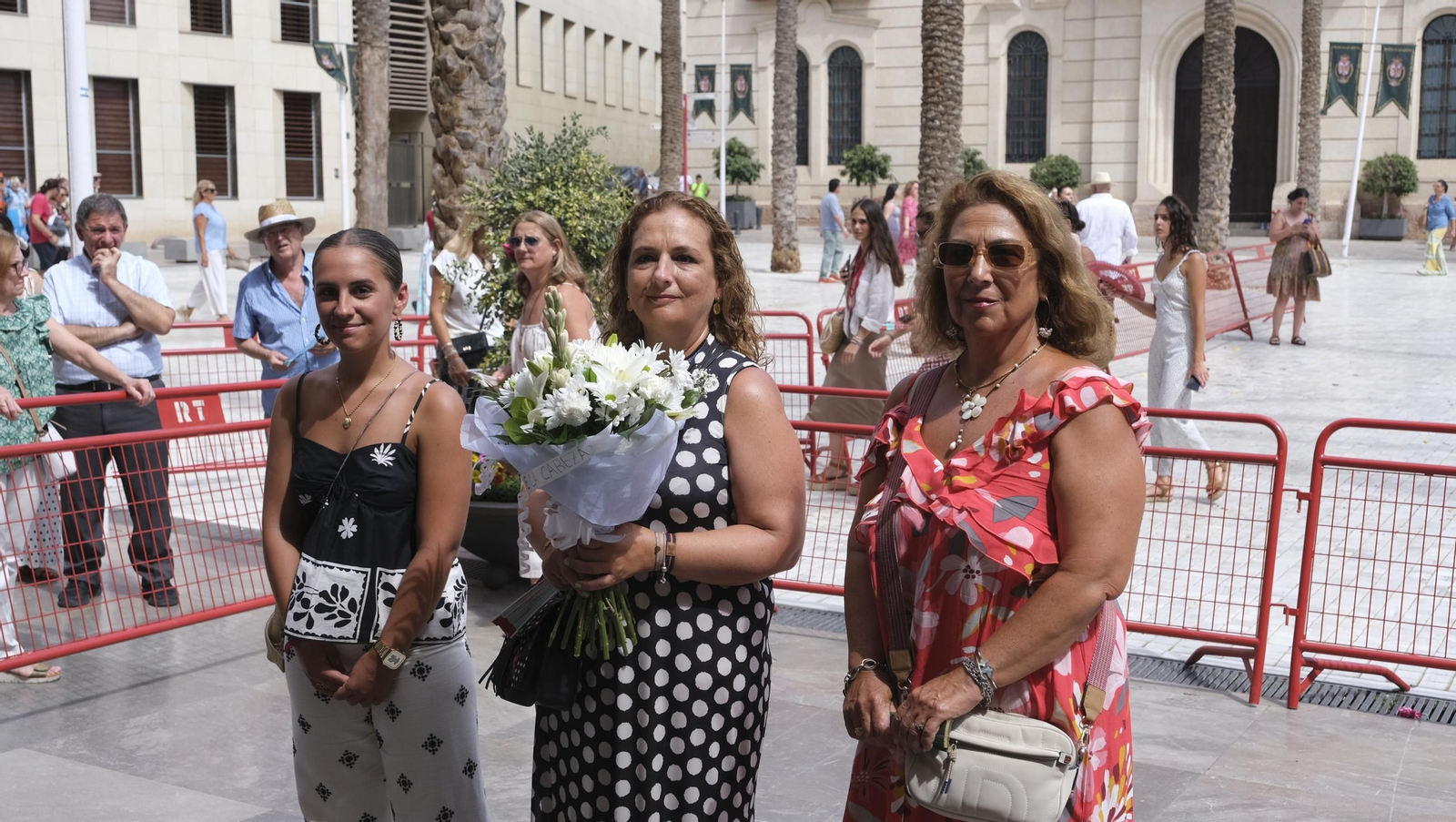Ofrenda floral a la Virgen del Mar en la Feria de Almería 2024, en imágenes