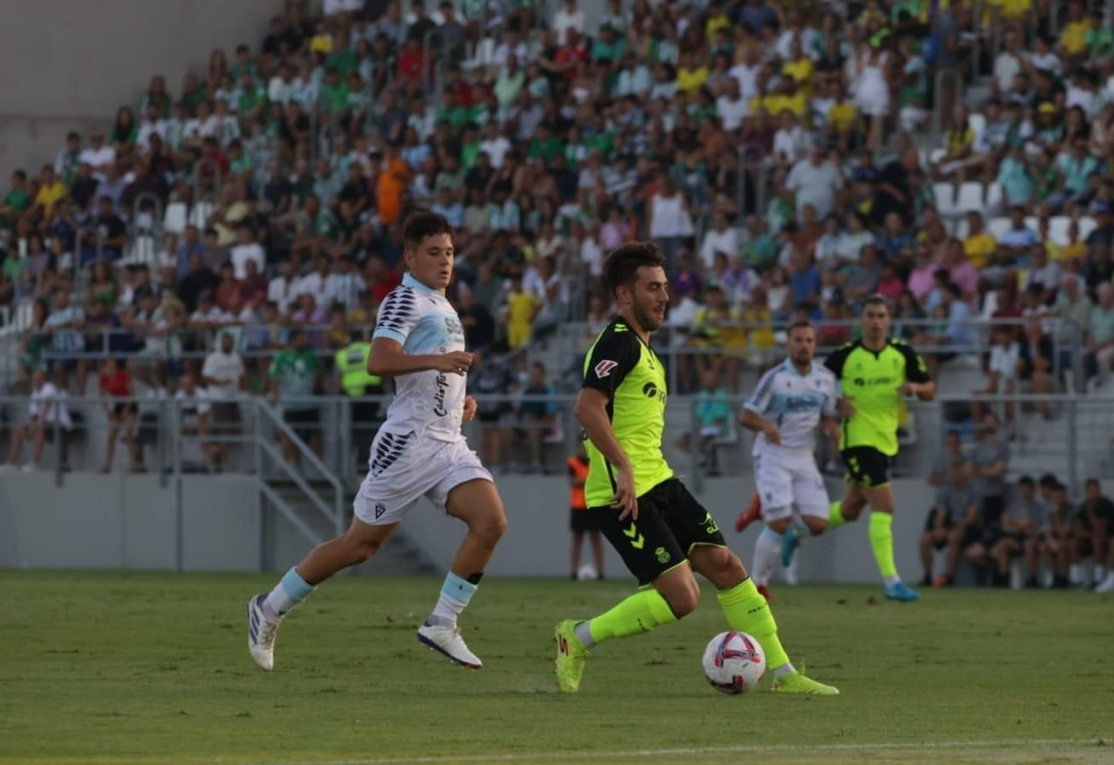Las imágenes del Cádiz- Betis en el Ciudad de La Línea