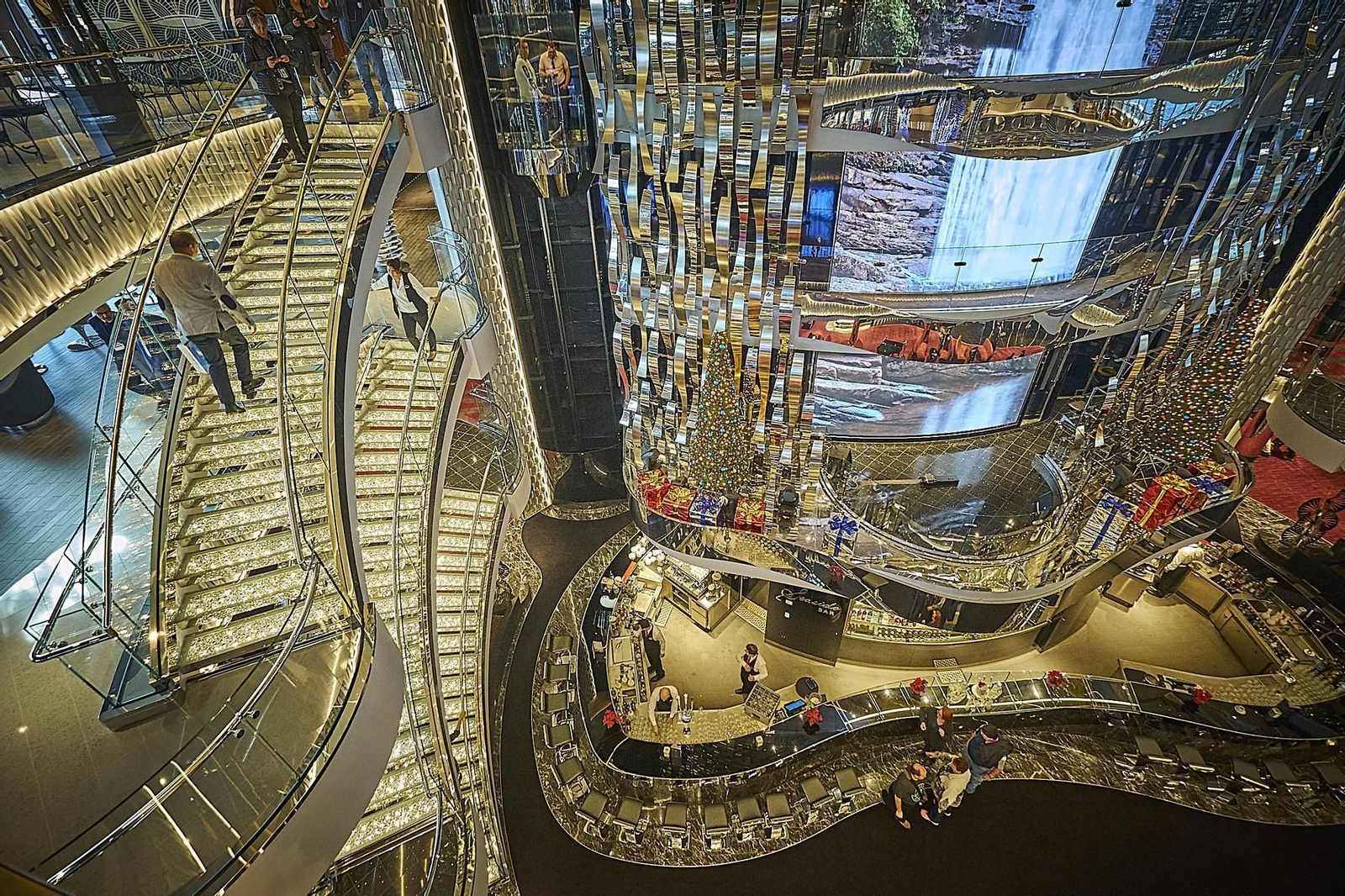 Primera escala en Cádiz del crucero MSC Seaside